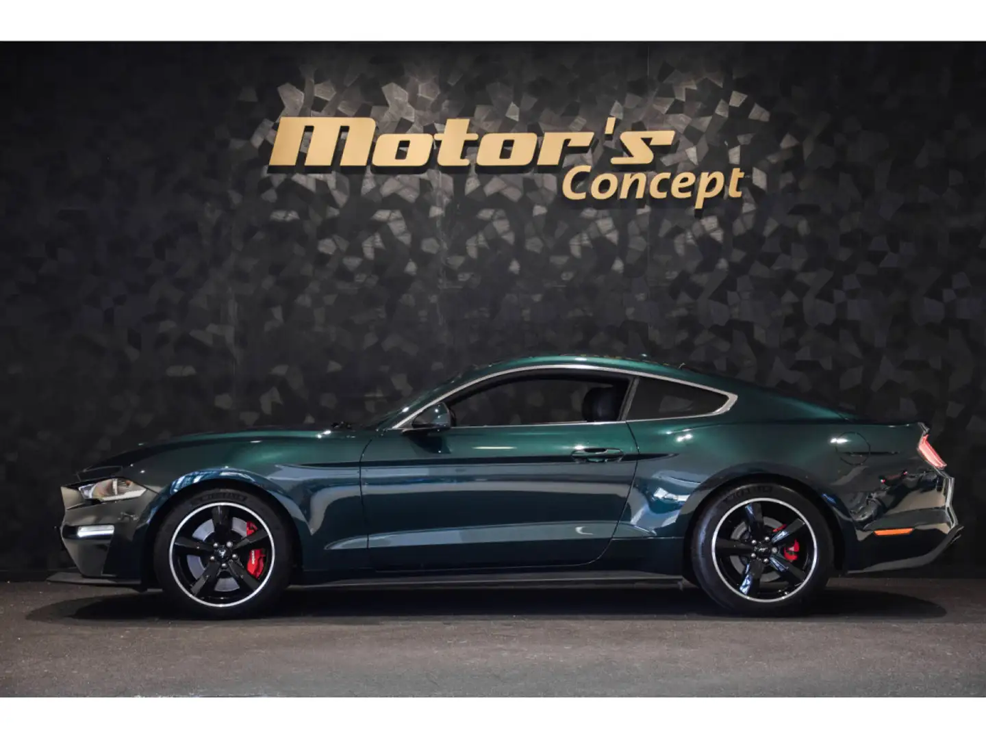 Ford Mustang BULLITT Vert - 2