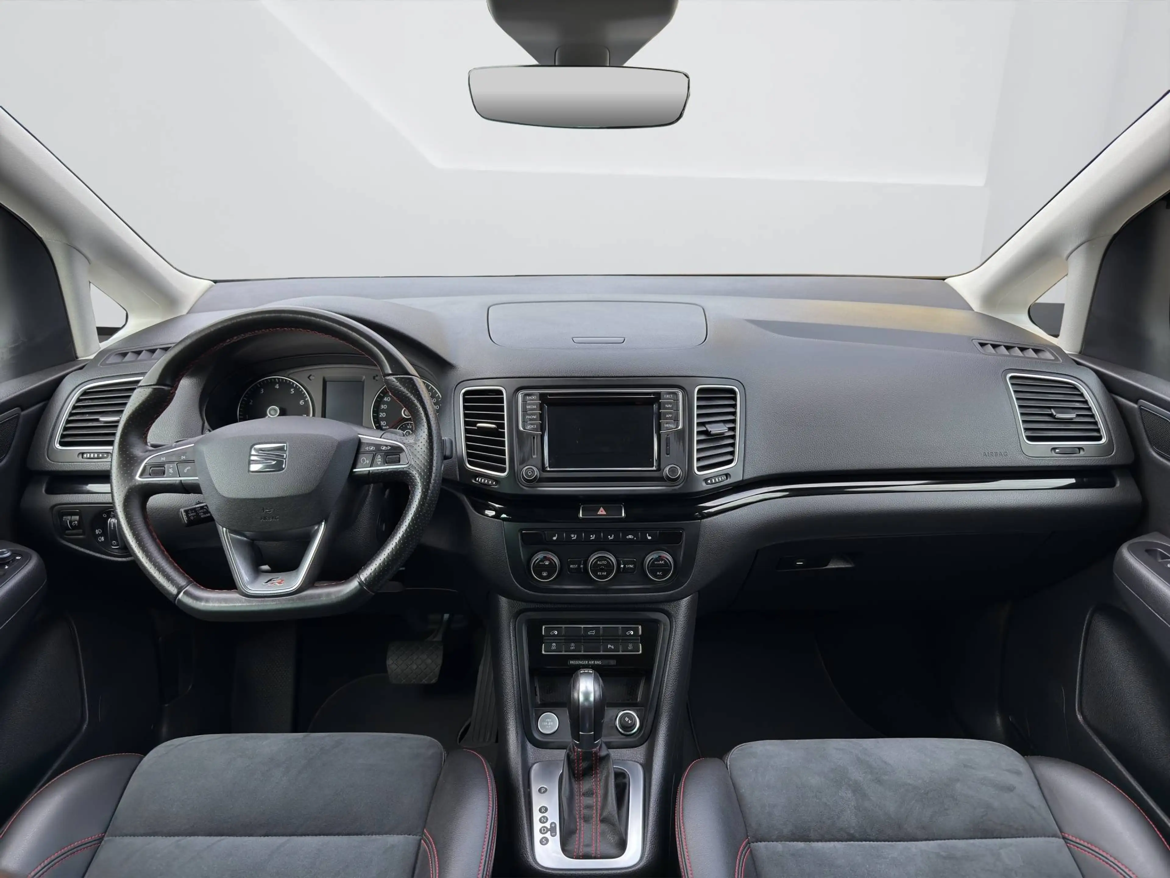 SEAT Alhambra 1.4 TSI FR-Line — photo 12