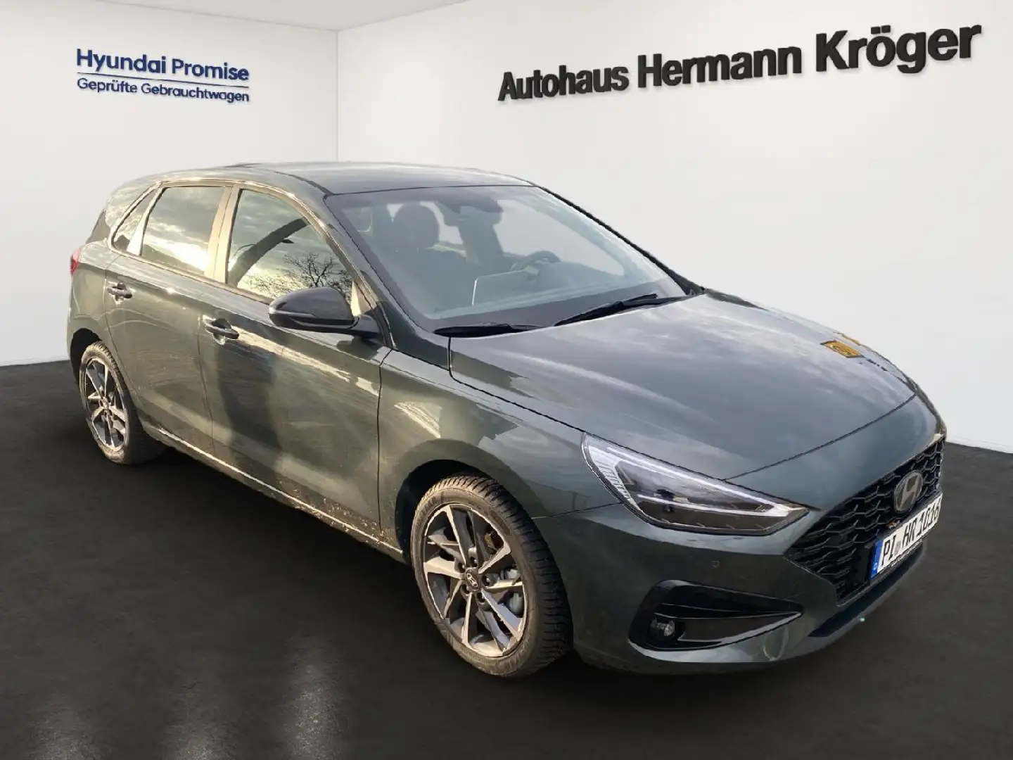 Hyundai i30 Advantage Automatik Grün - 2