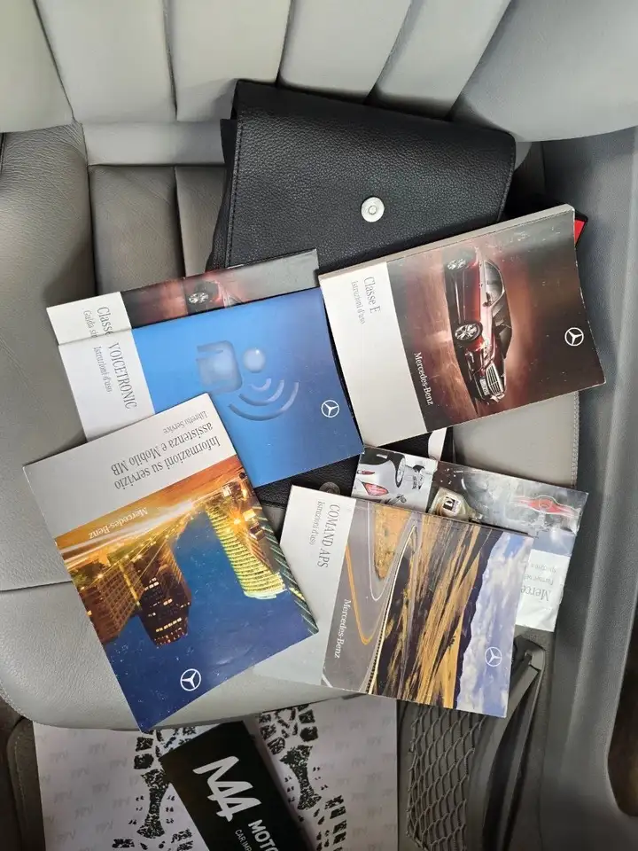 2009 Mercedes-Benz E 350 Classe E - W212 Berlina cdi be Avantgarde auto, photograph 3