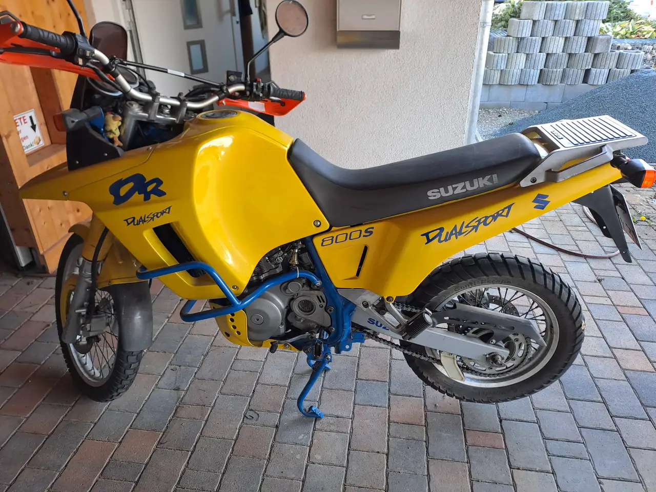 Suzuki DR Big