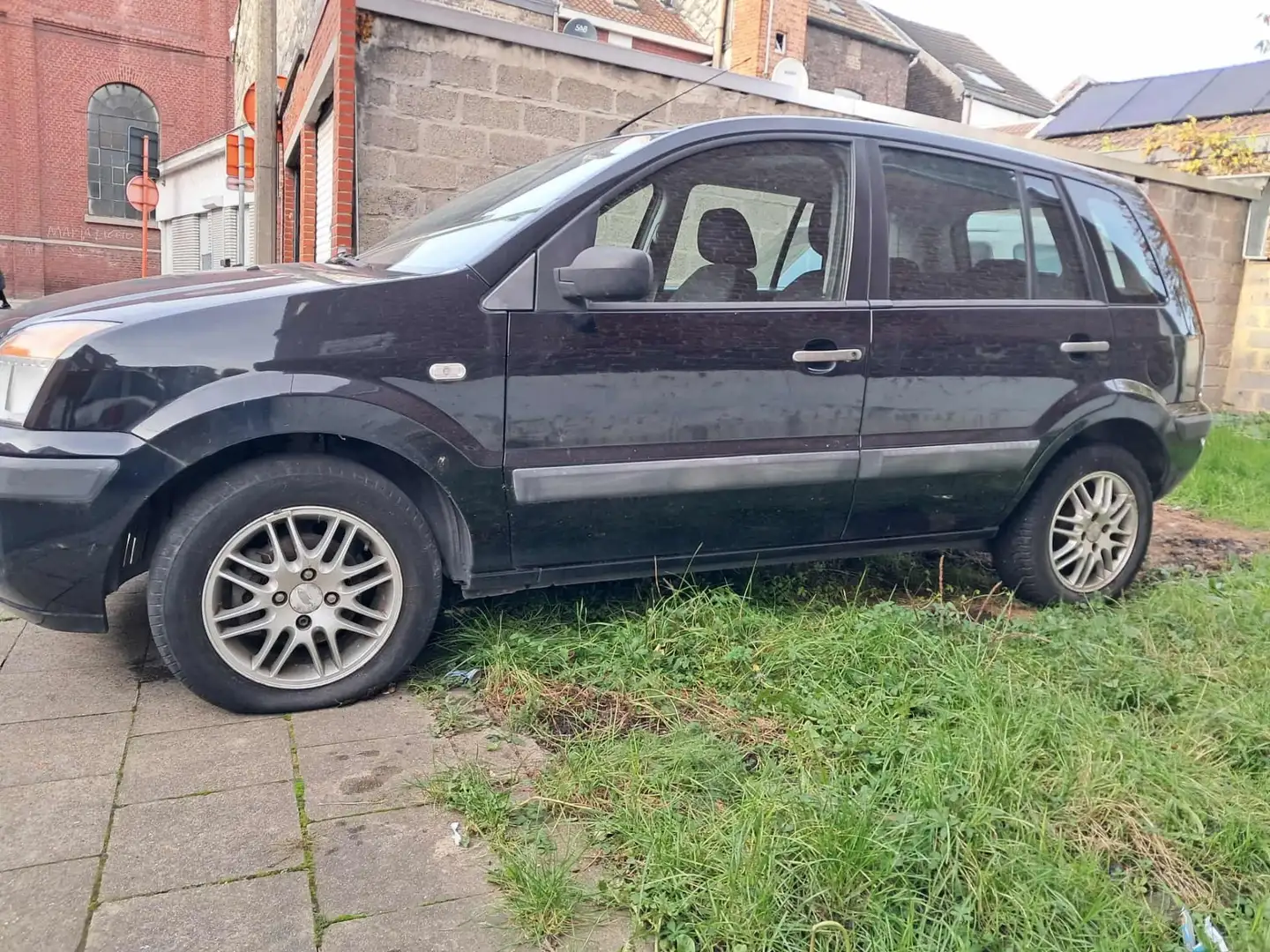 Ford Fusion 1.4 TDCi Ambiente - 2