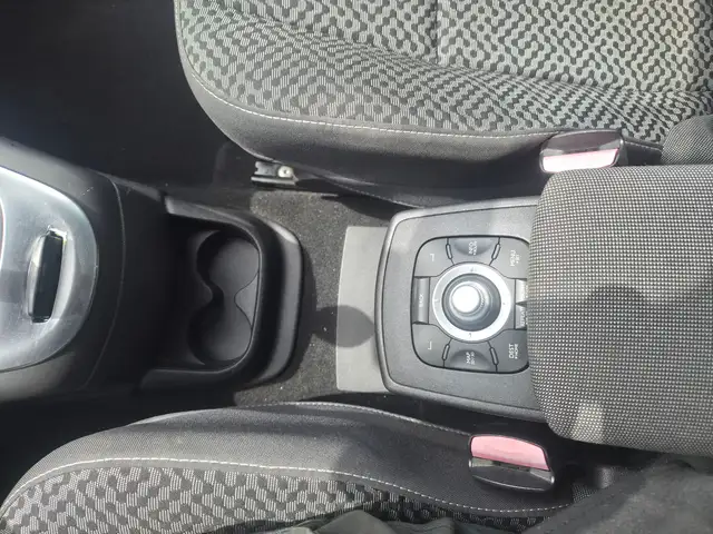Renault Scenic view 23