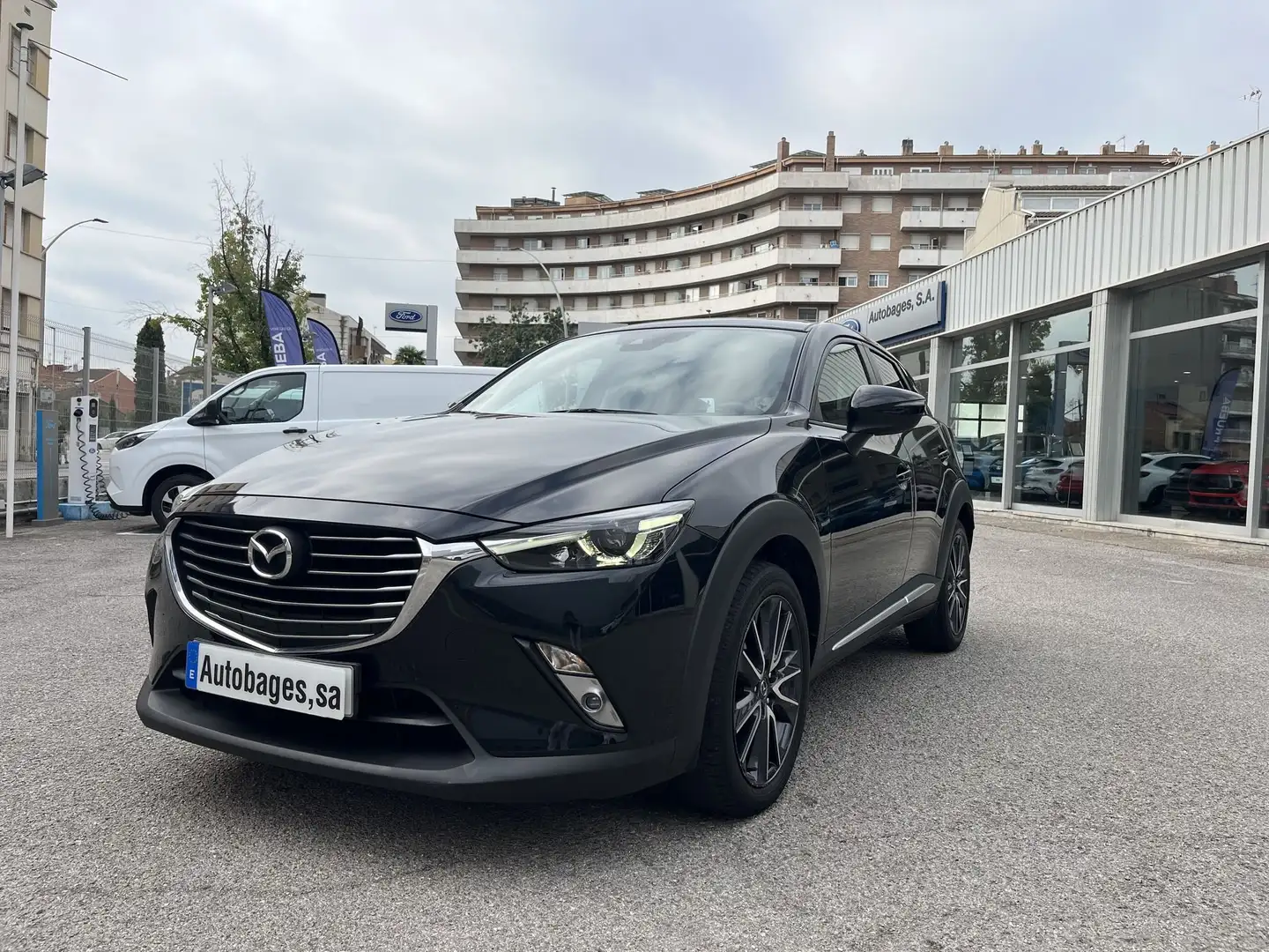 Mazda CX-3 2.0 Luxury Pack White 2WD 120 Schwarz - 1