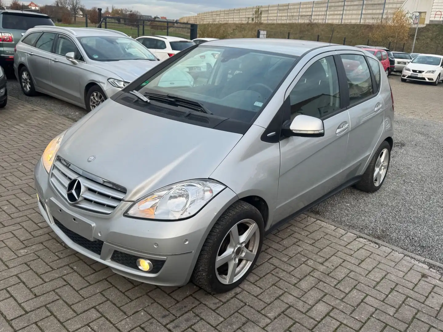 Mercedes-Benz A 160 A A 160 Automatik Klima Silber - 1