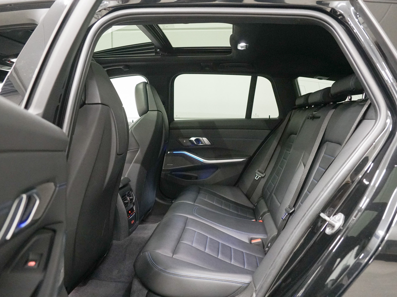 BMW 340 3-serie Touring M340i xDrive Panoramadak | M-Stoel — photo 37