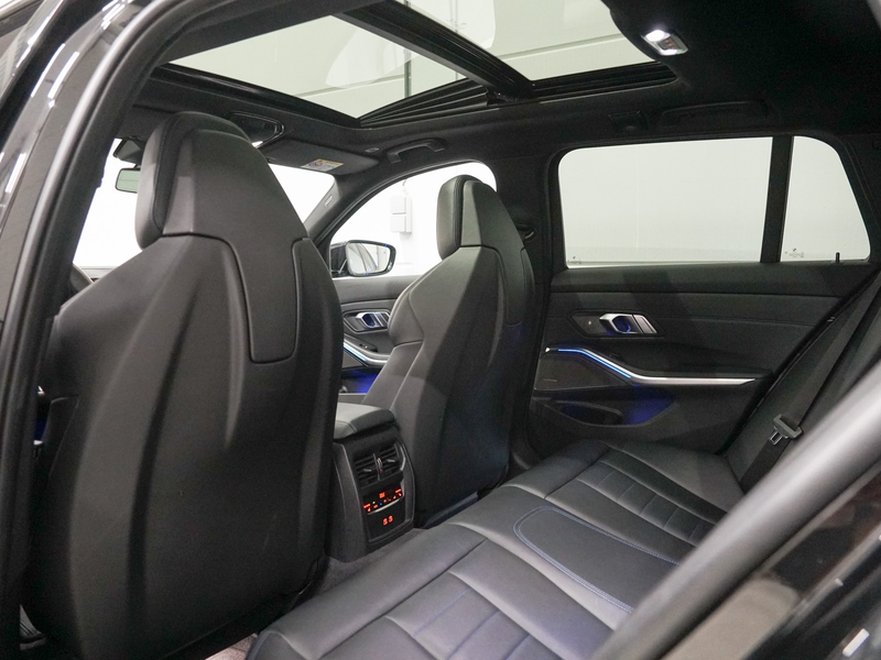 BMW 340 3-serie Touring M340i xDrive Panoramadak | M-Stoel — photo 35