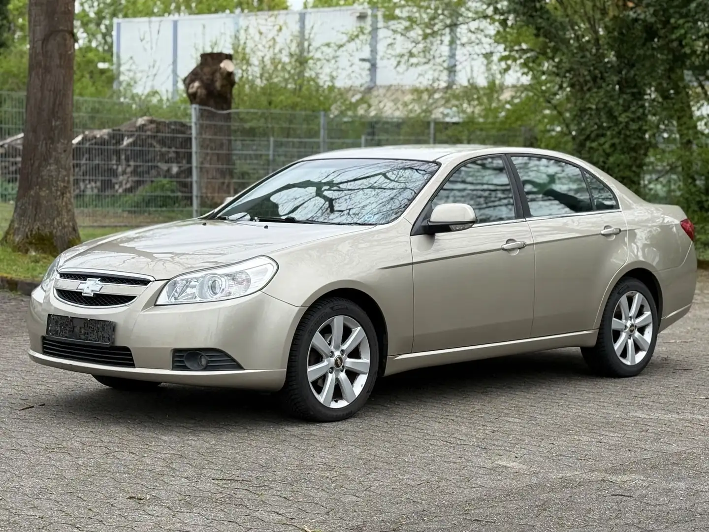 Chevrolet Epica LT , 2.0 Liter , Leder + Klima , Neu Tüv . Gold - 2