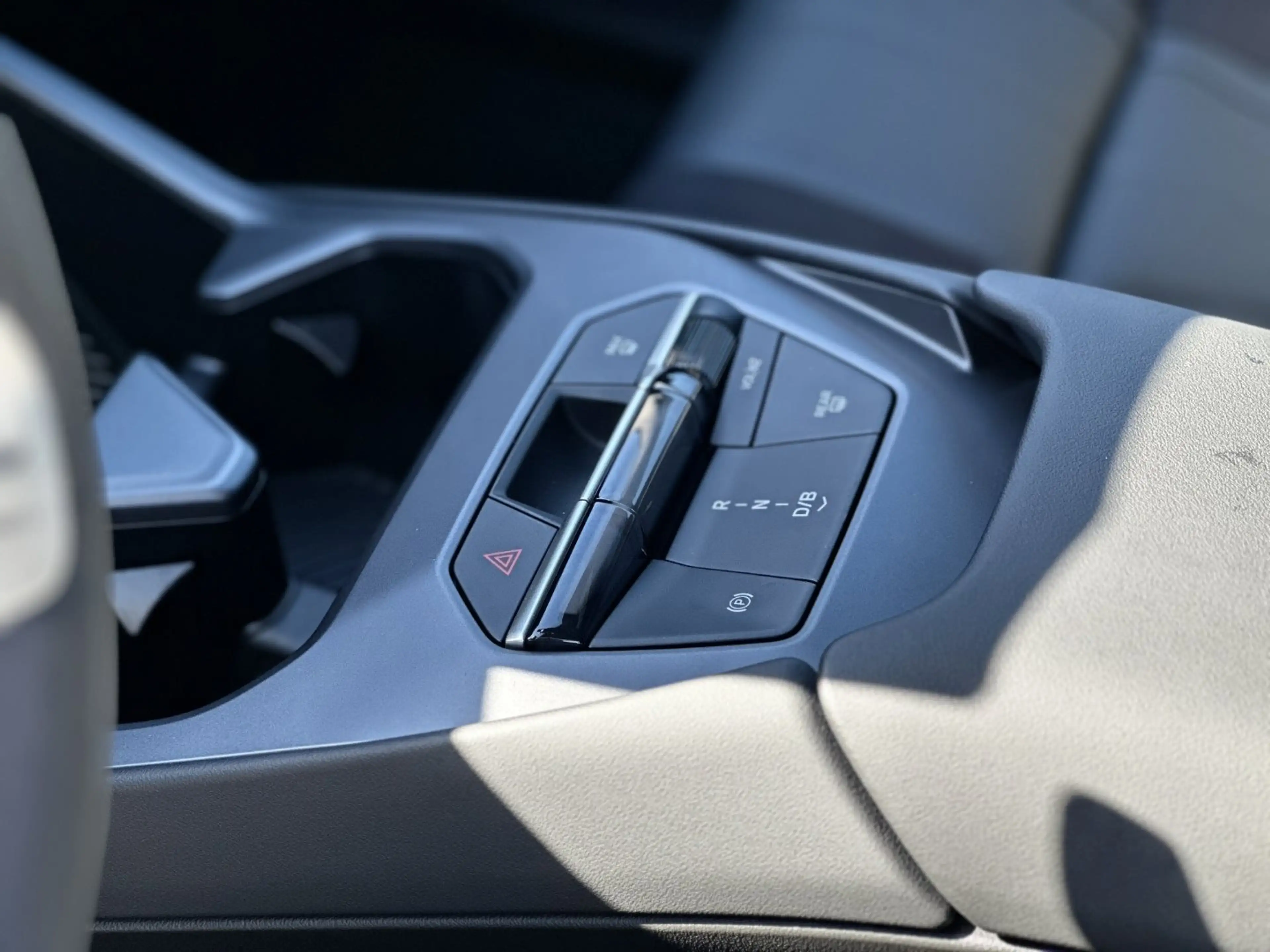 BMW iX3 40 M Sport Pro HK HiFi DAB RFK Parkassistent — photo 12