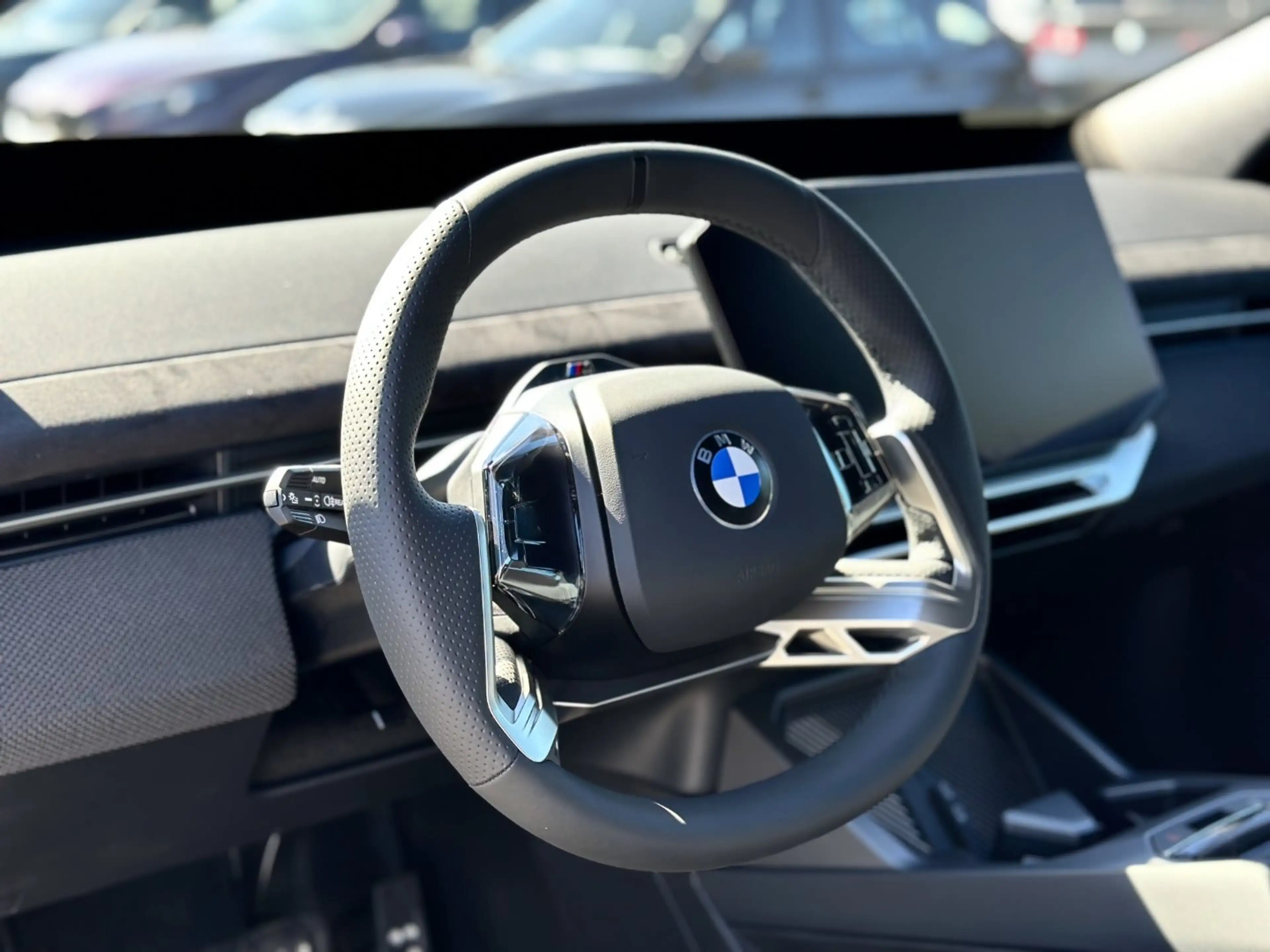 BMW iX3 40 M Sport Pro HK HiFi DAB RFK Parkassistent — photo 11