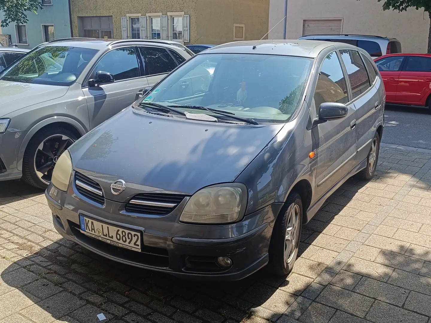 Nissan Almera Tino Almera Tino visia Gris - 1