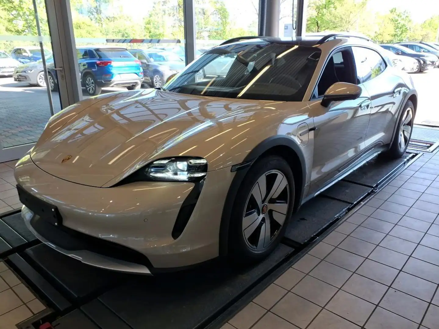 Porsche Taycan 4 CROSS TURISMO 20Z./ACC/HuD/PANO/PDLS+ Beige - 1