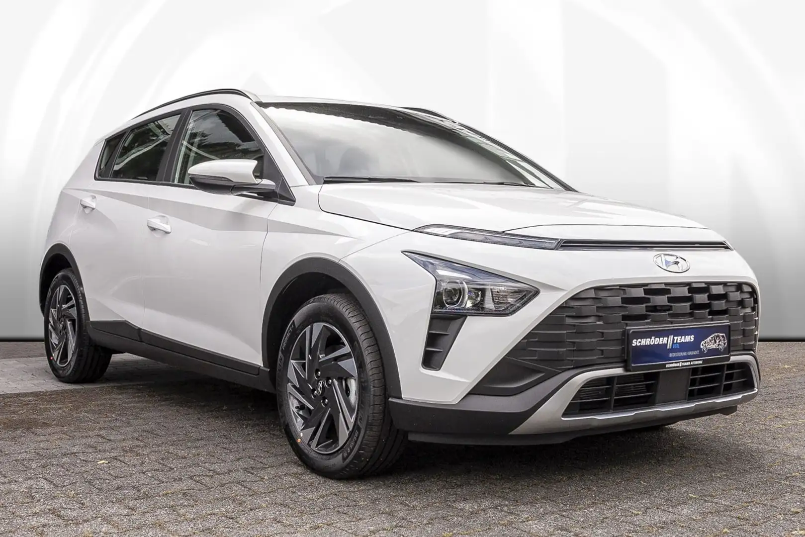 Hyundai BAYON 1.0 T-GDi Intro Edition NAVI/VIRTUAL Weiß - 2