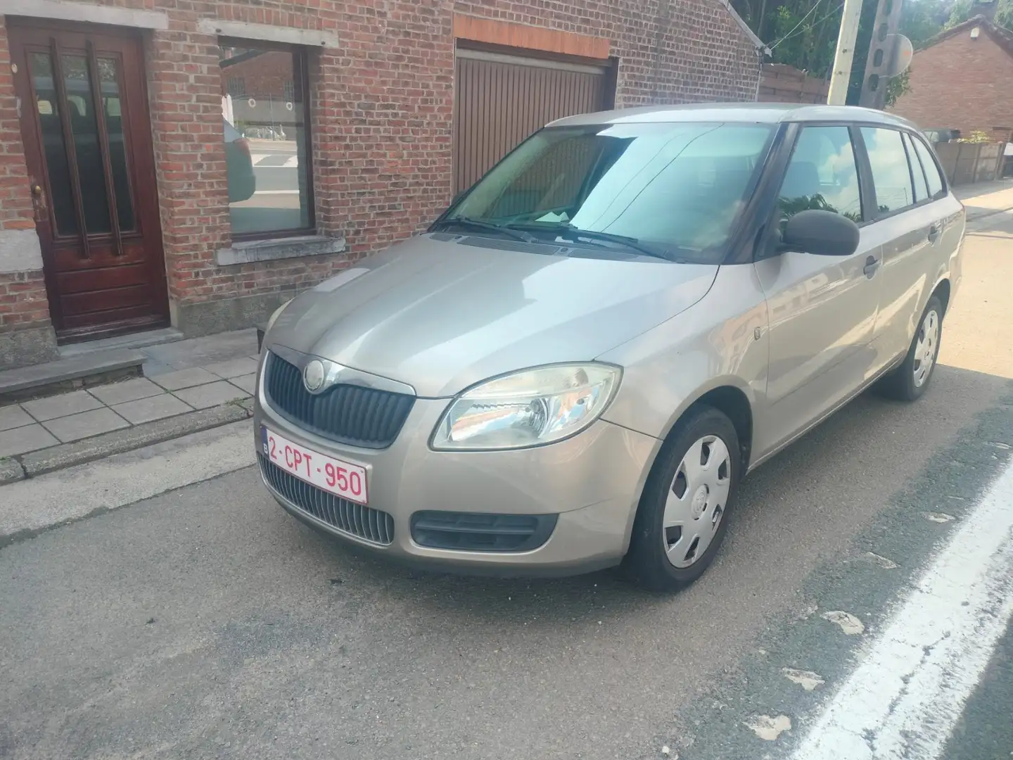 Skoda Fabia 1.2i Classic Gris - 1