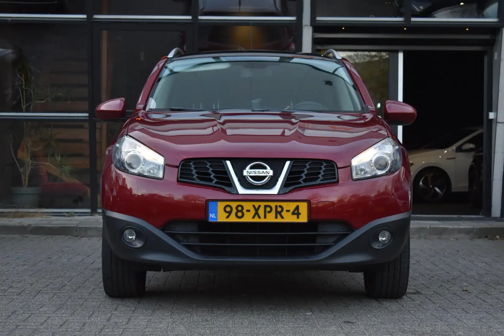 Nissan Qashqai 1.6 Connect Edition Pano Cruise Camera Navi NAP Rouge - 2