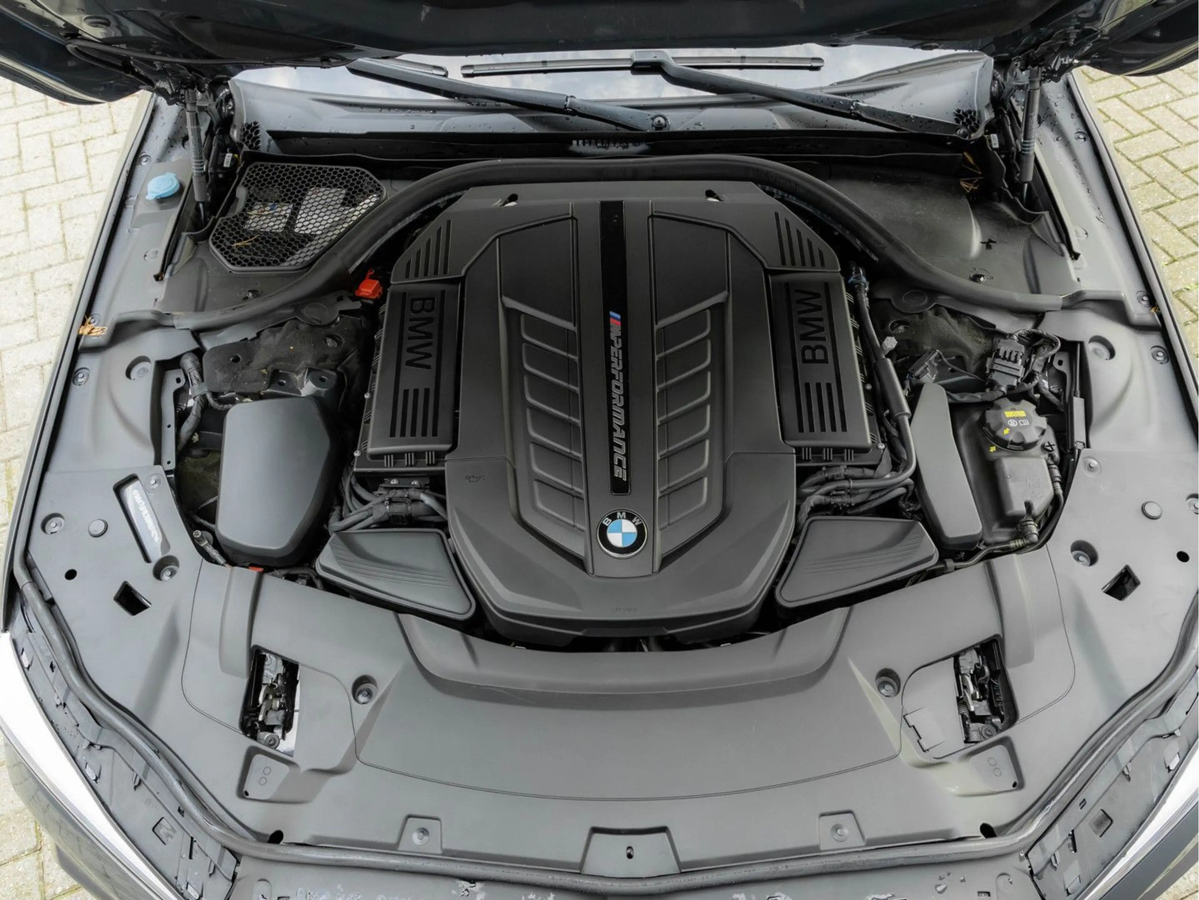 BMW 760 7-serie M760Li xDrive - M-Sport - Bowers & — photo 9