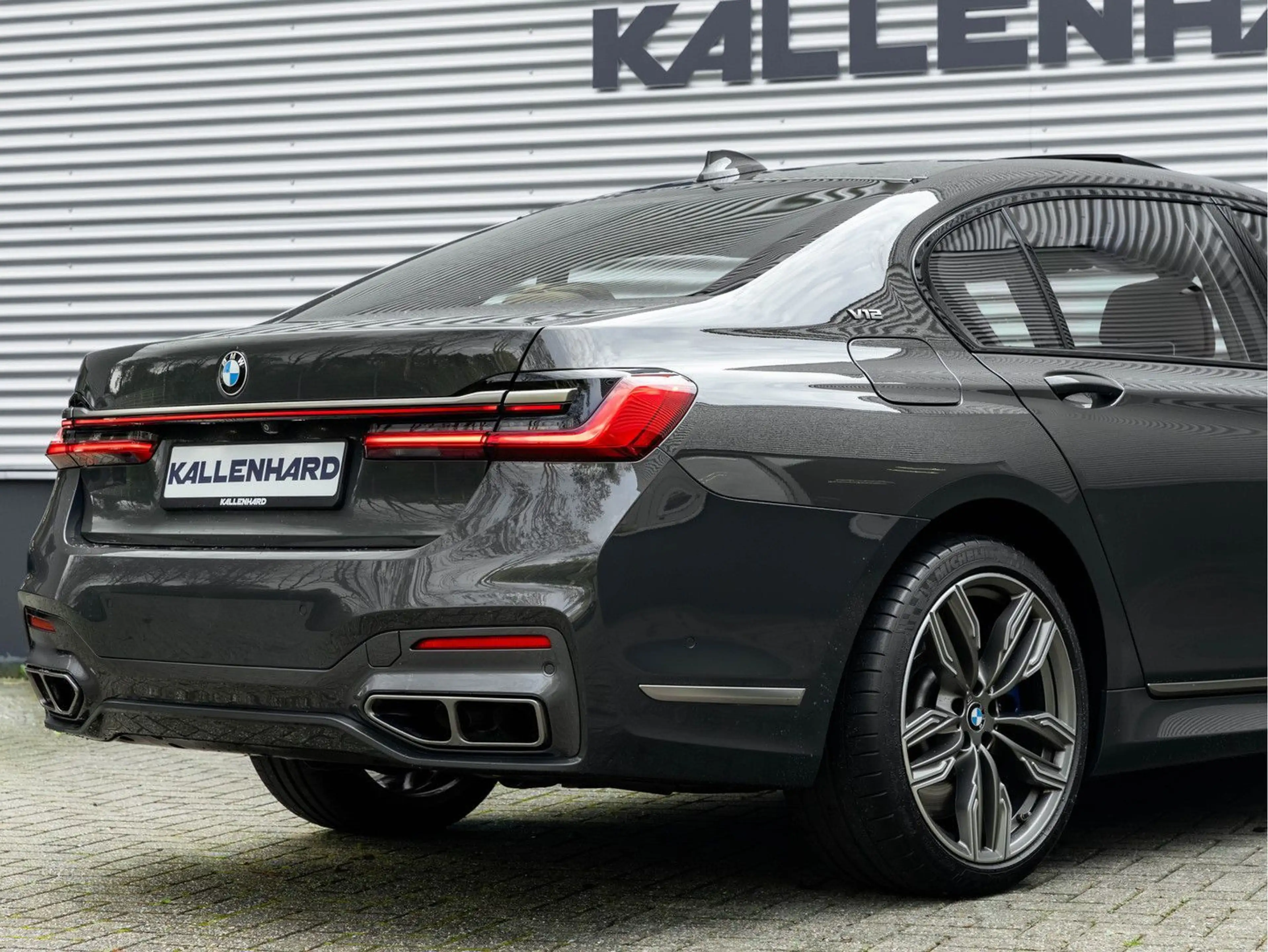 BMW 760 7-serie M760Li xDrive - M-Sport - Bowers & — photo 11