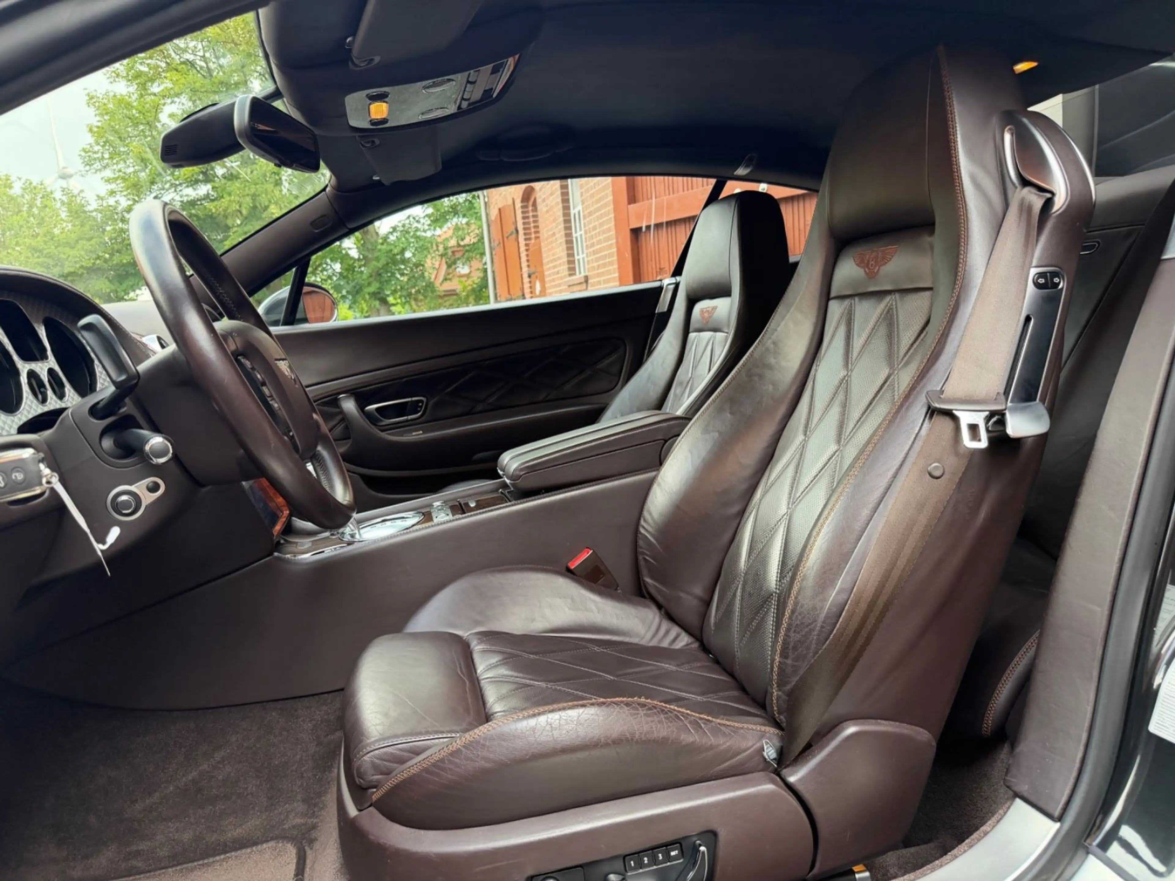 Bentley Continental GT *Mulliner - Exclusive* — photo 13