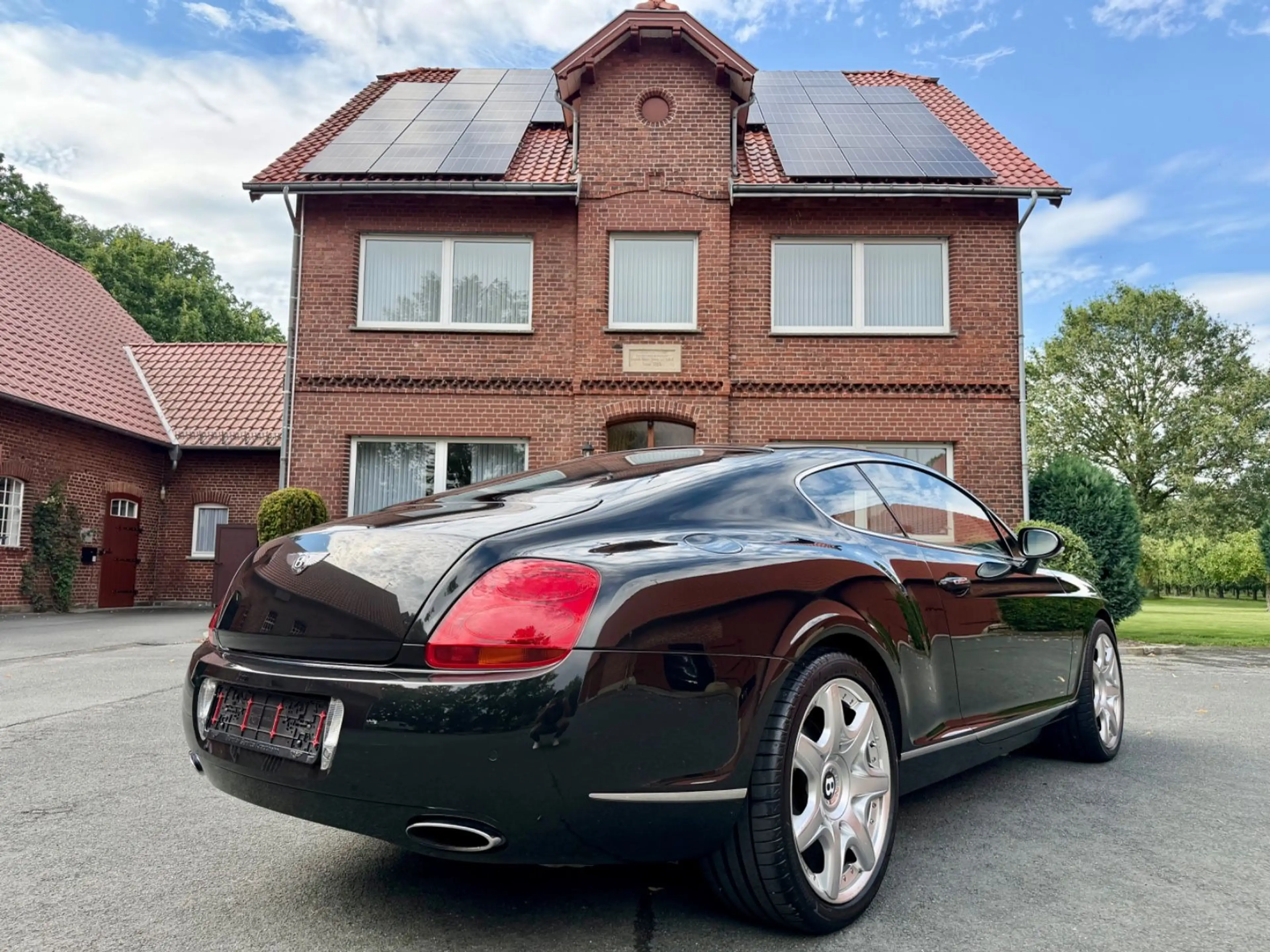 Bentley Continental GT *Mulliner - Exclusive* — photo 8