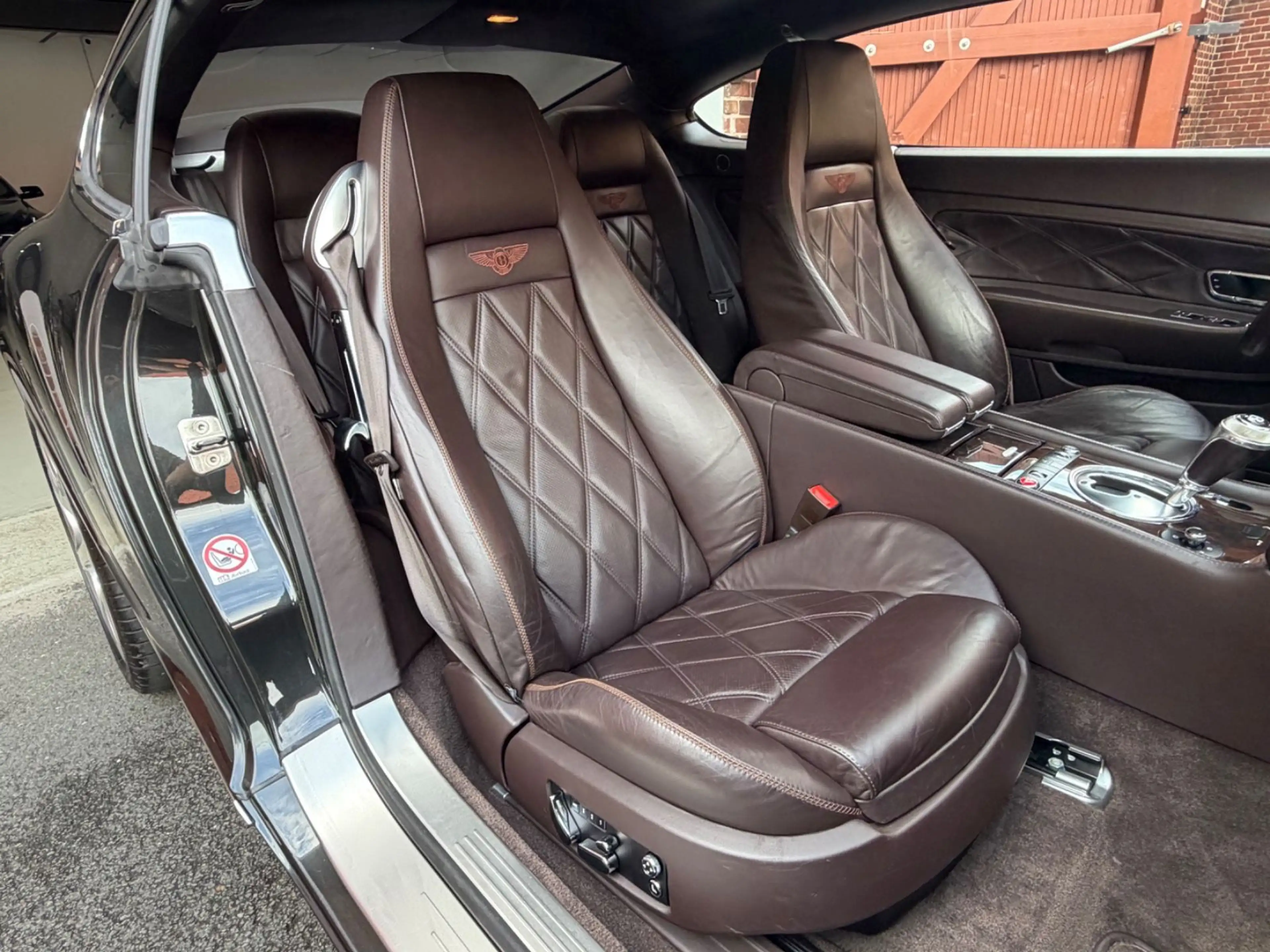 Bentley Continental GT *Mulliner - Exclusive* — photo 15