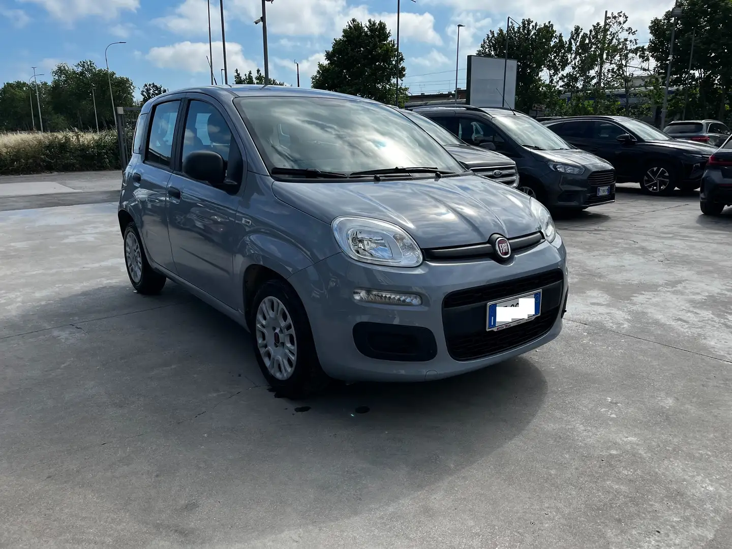 Fiat Panda 1.0 hybrid Easy s Grau - 1