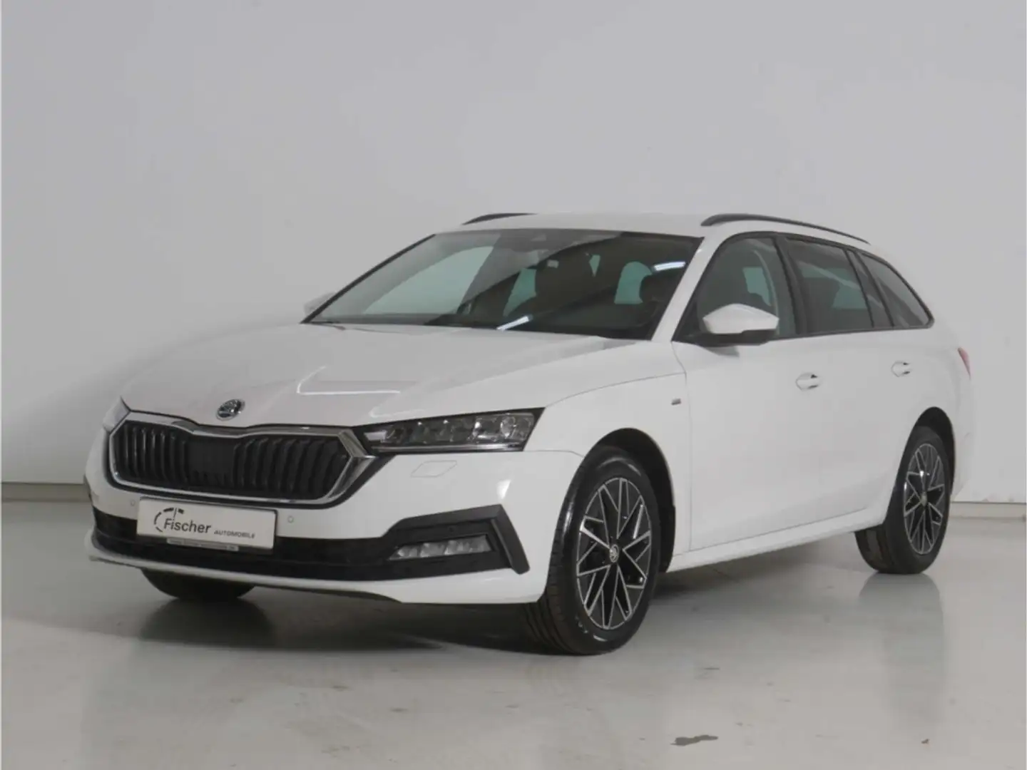 Skoda Octavia Combi 2.0 TDI 4x4 Clever DSG LED/NAV/ACC Weiß - 2