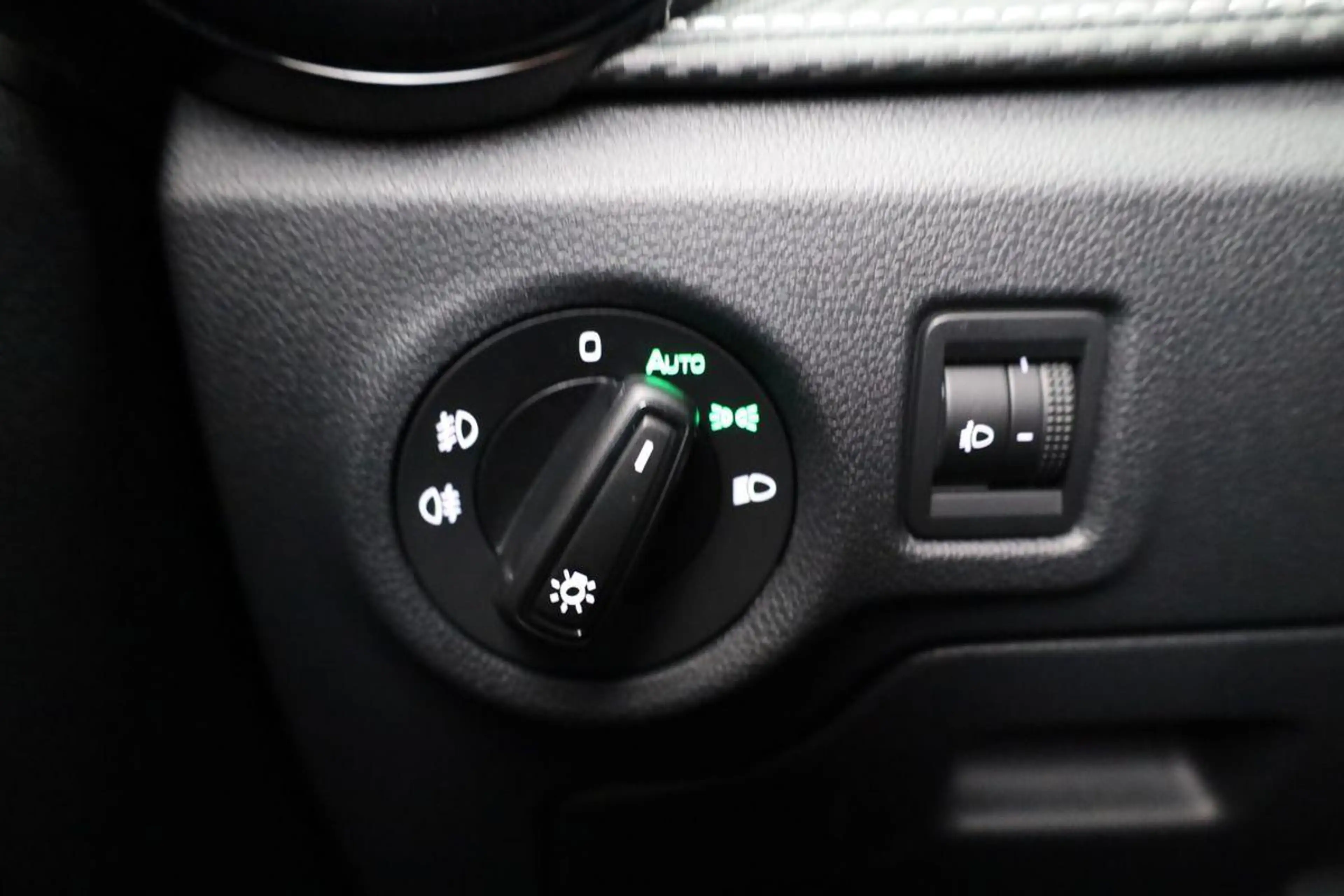 Skoda Fabia Monte Carlo 1.0 TSI DSG Carlo, LED, Kamera, Tem... — photo 8