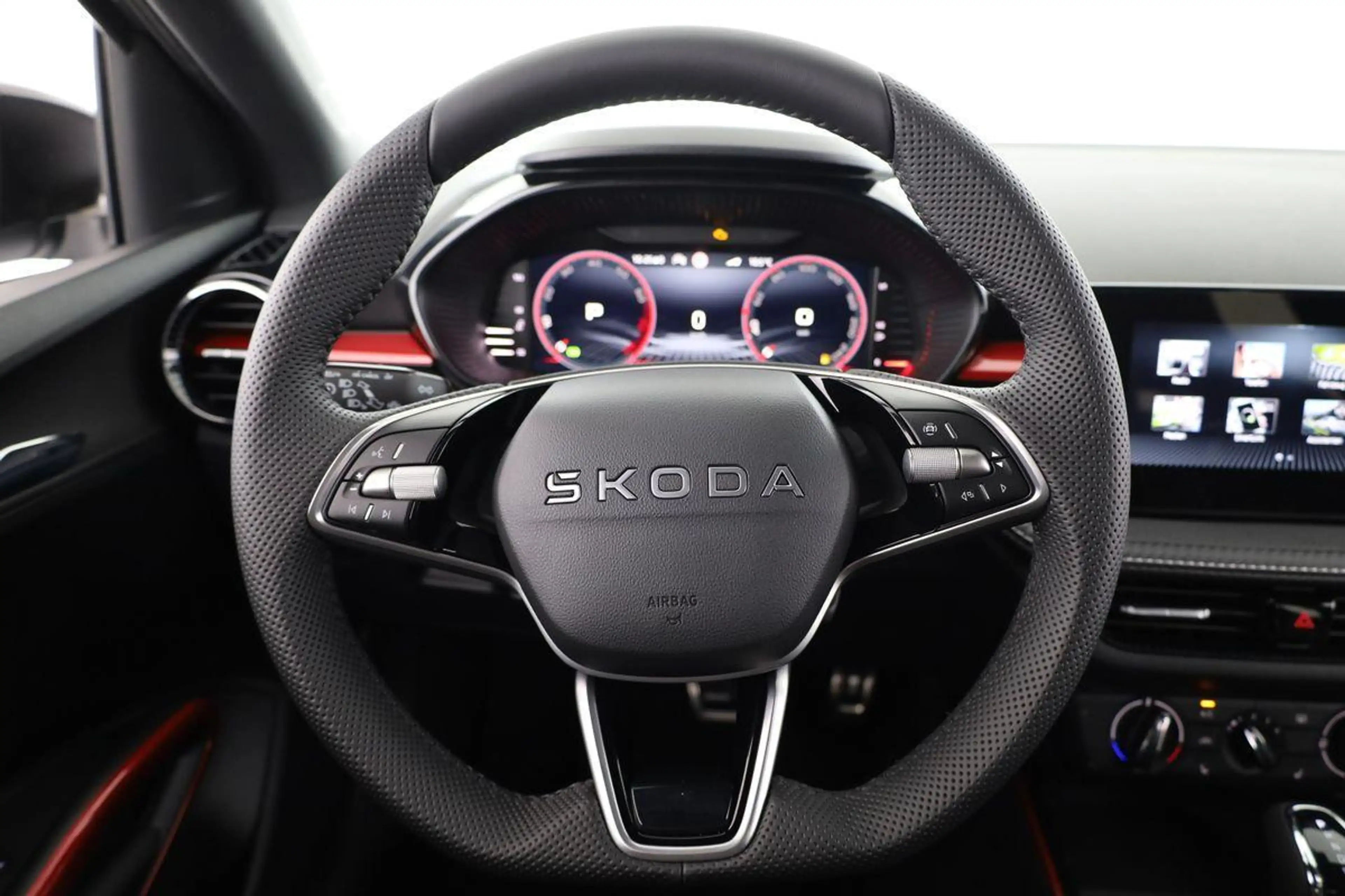 Skoda Fabia Monte Carlo 1.0 TSI DSG Carlo, LED, Kamera, Tem... — photo 5