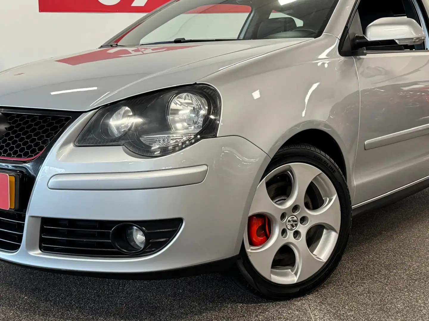 Volkswagen Polo GTI 1.8 ECC AIRCO, CRUISE,  ORIGINEEL NL AUTO !!! Gris - 2