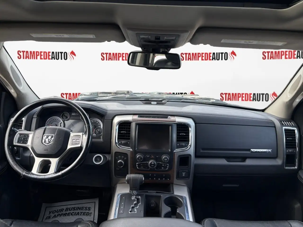 RAM 1500 снимка RAM 1500