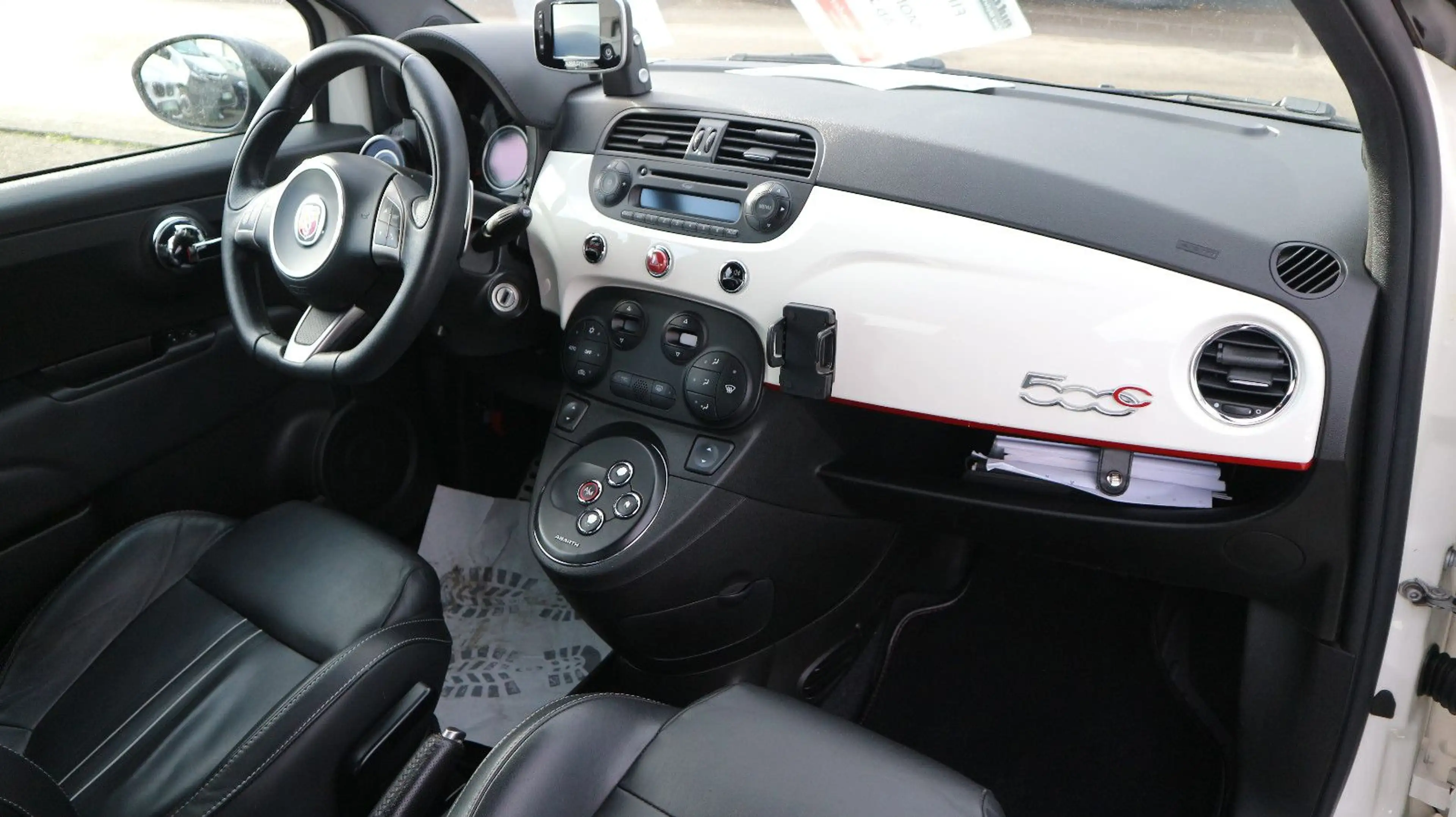 Abarth 500 Cabrio Basis Abarth Umbau Leder/Auto./Navi. — photo 13