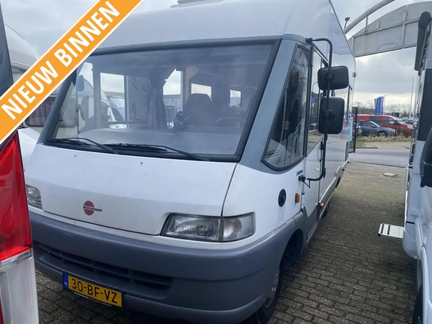 Bürstner I572 2 TDI 4 pers ruimtewonder Weiß - 1