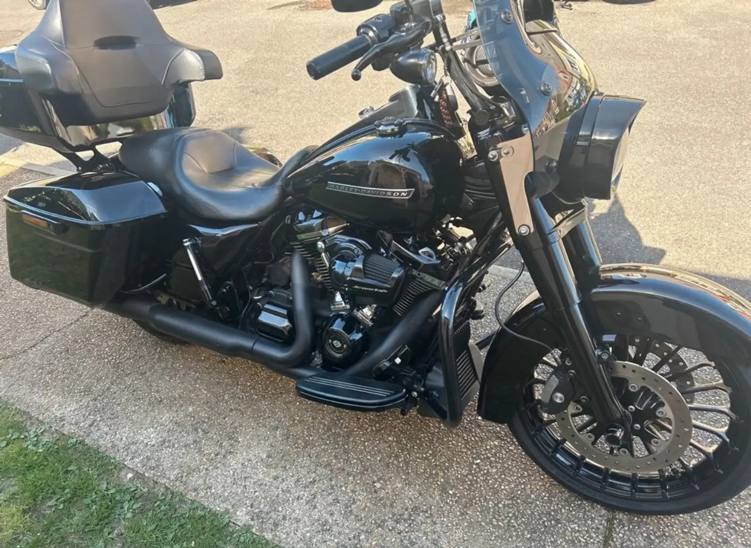 Harley-Davidson Road King 114 spécial Black - 2