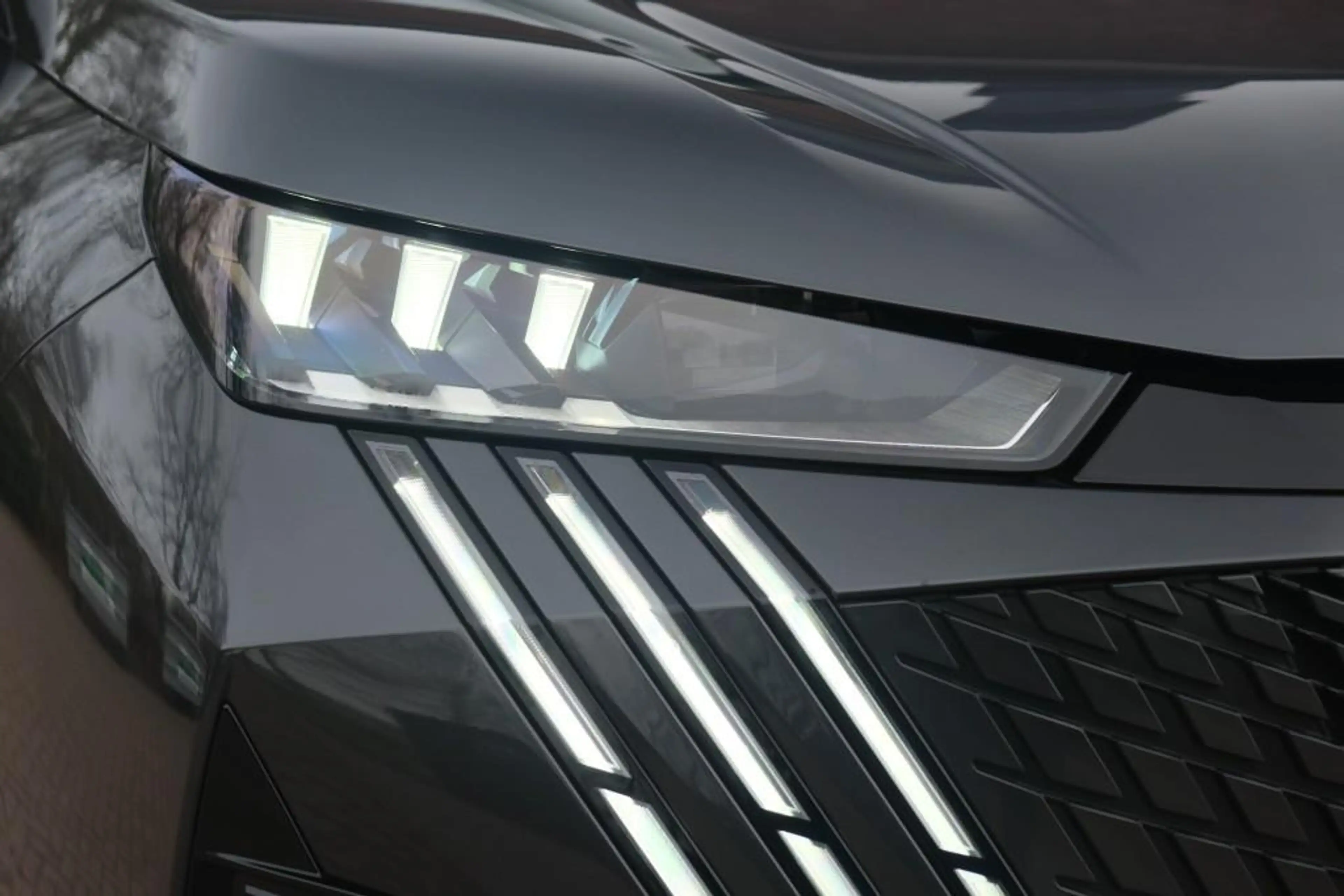 Peugeot 3008 1.2 Hybrid 145pk e-DCS6 GT | Navi | App Connect | — photo 2