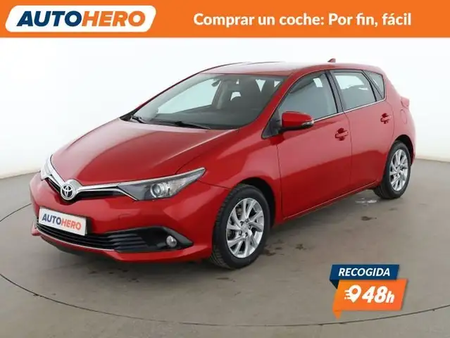 2016 Toyota Auris in Red for sale