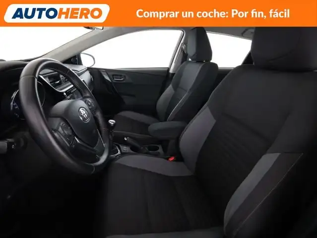 Toyota Auris view 11