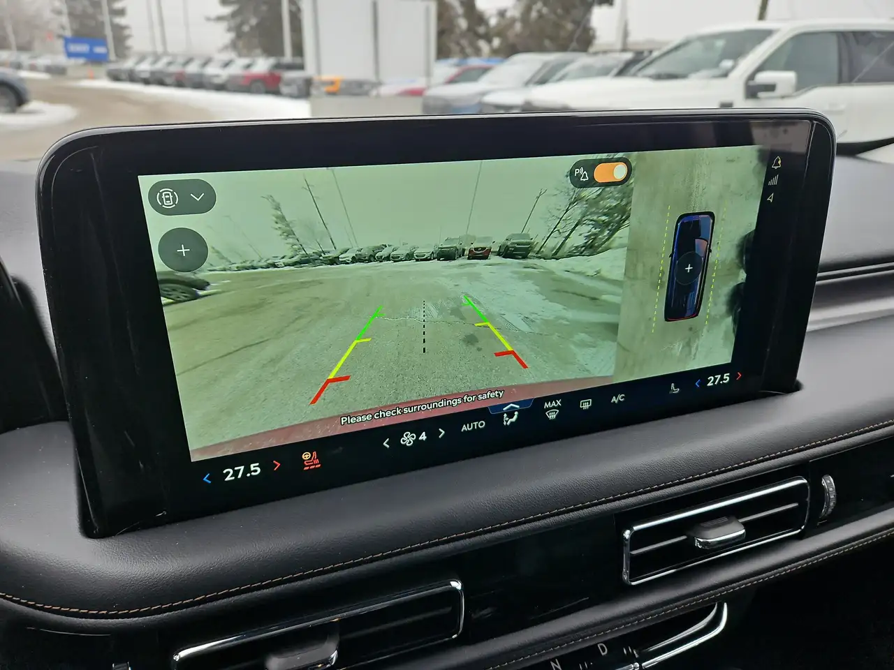Lincoln Aviator снимка Lincoln Aviator