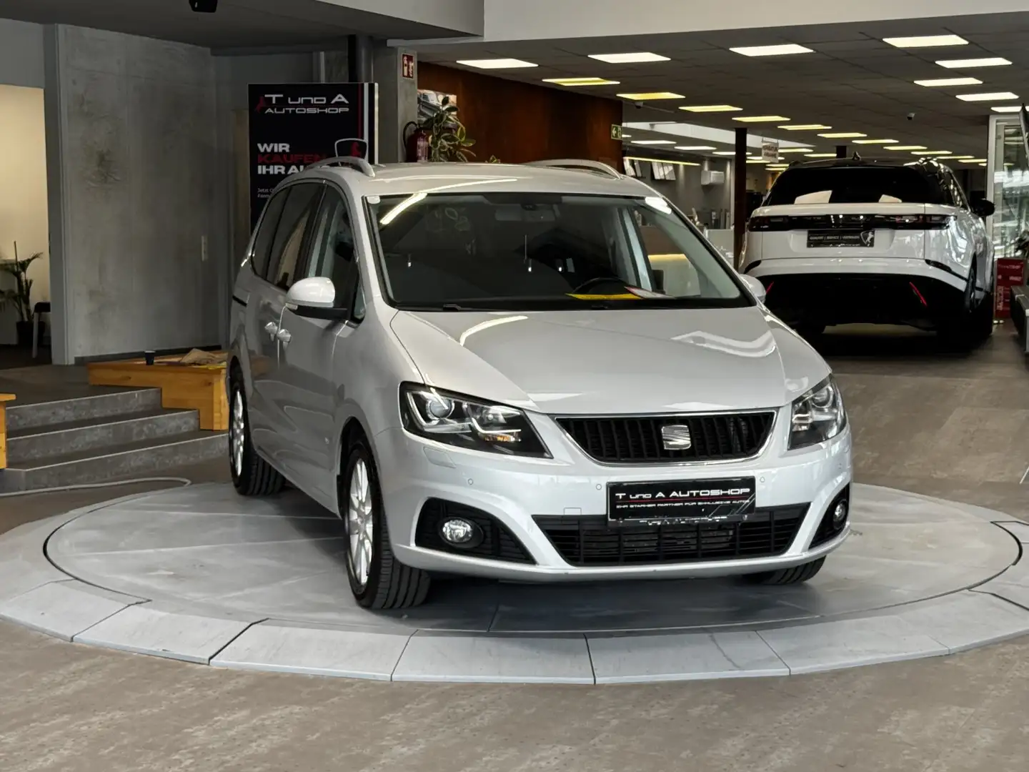 SEAT Alhambra 2,0 TDI 7-Sitzer Ecomotive *Kamera*17Zoll*Navi Grau - 1