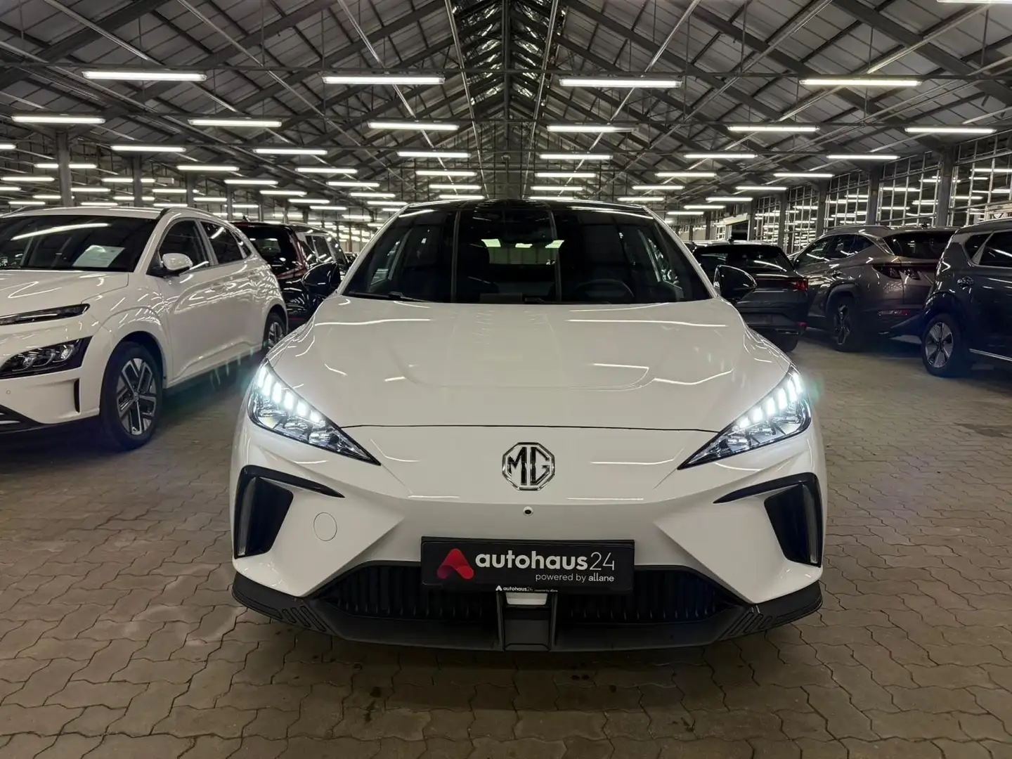 MG MG4 ACC|Kamera|LED bijela - 2