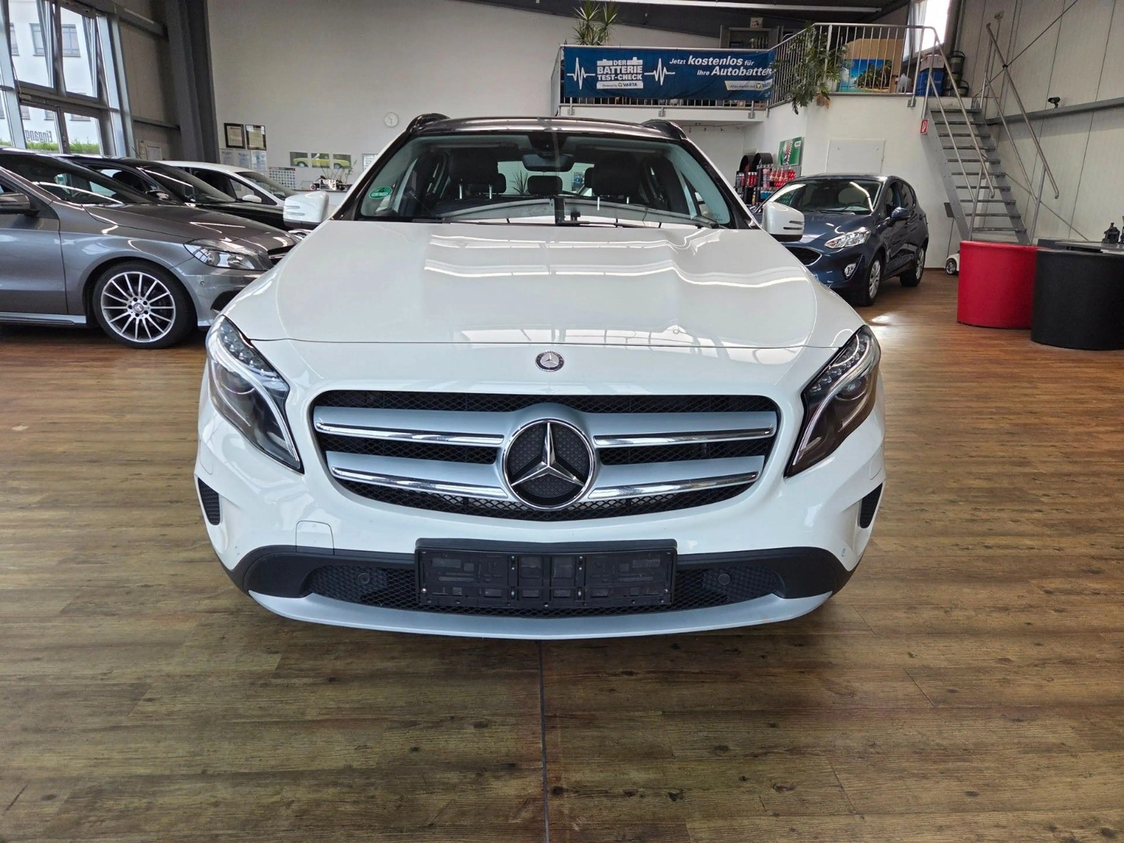Mercedes-Benz GLA 200 GLA GLA 200 — photo 2