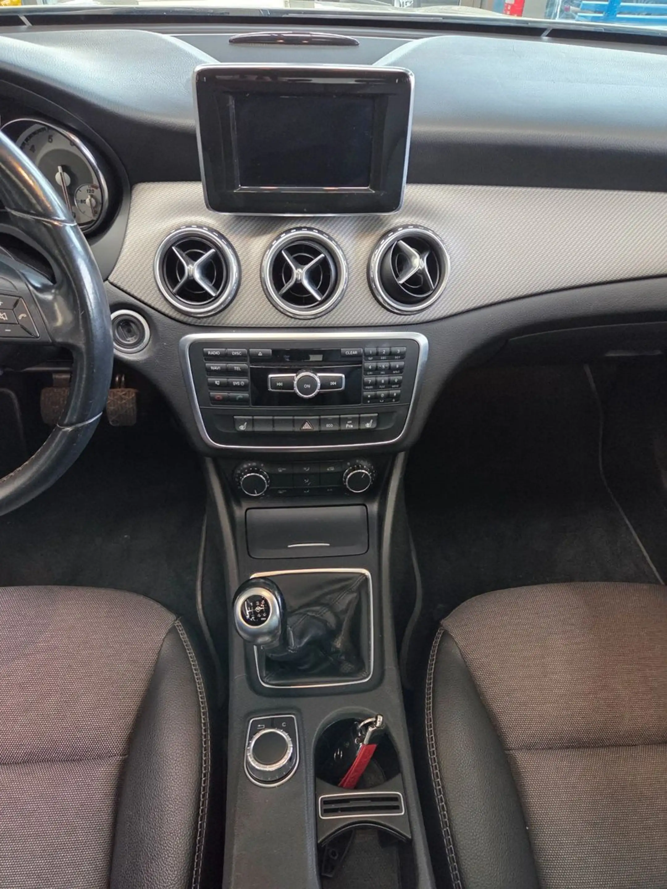 Mercedes-Benz GLA 200 GLA GLA 200 — photo 14