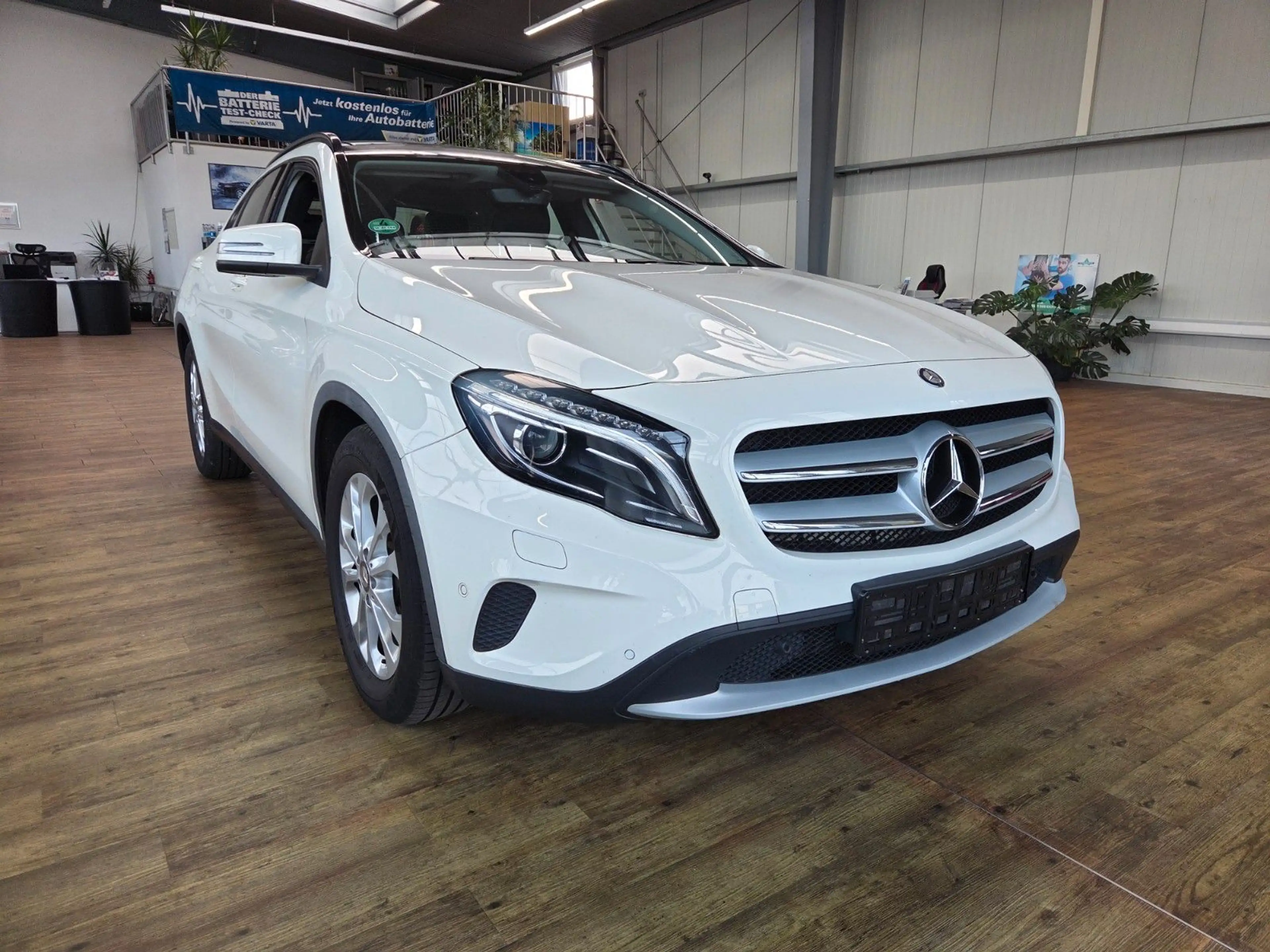 Mercedes-Benz GLA 200 GLA GLA 200