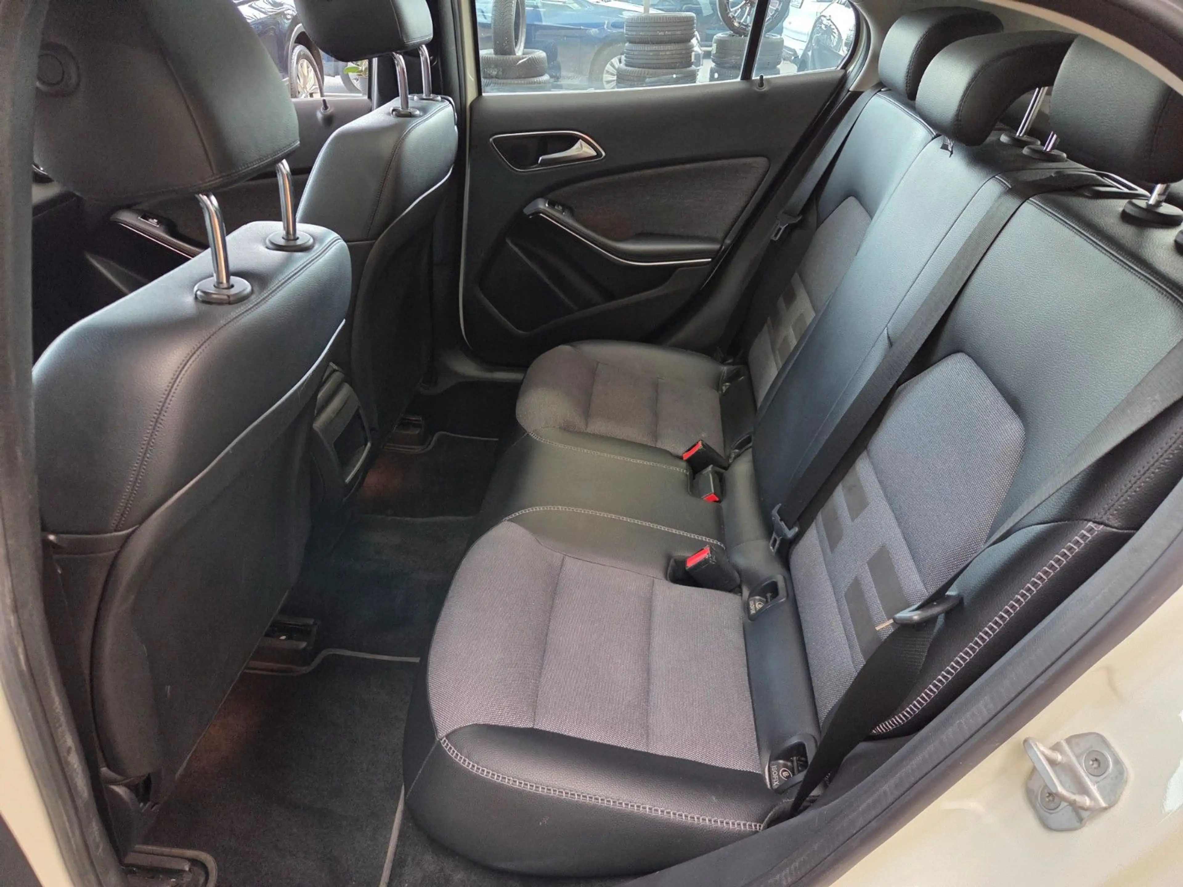 Mercedes-Benz GLA 200 GLA GLA 200 — photo 12