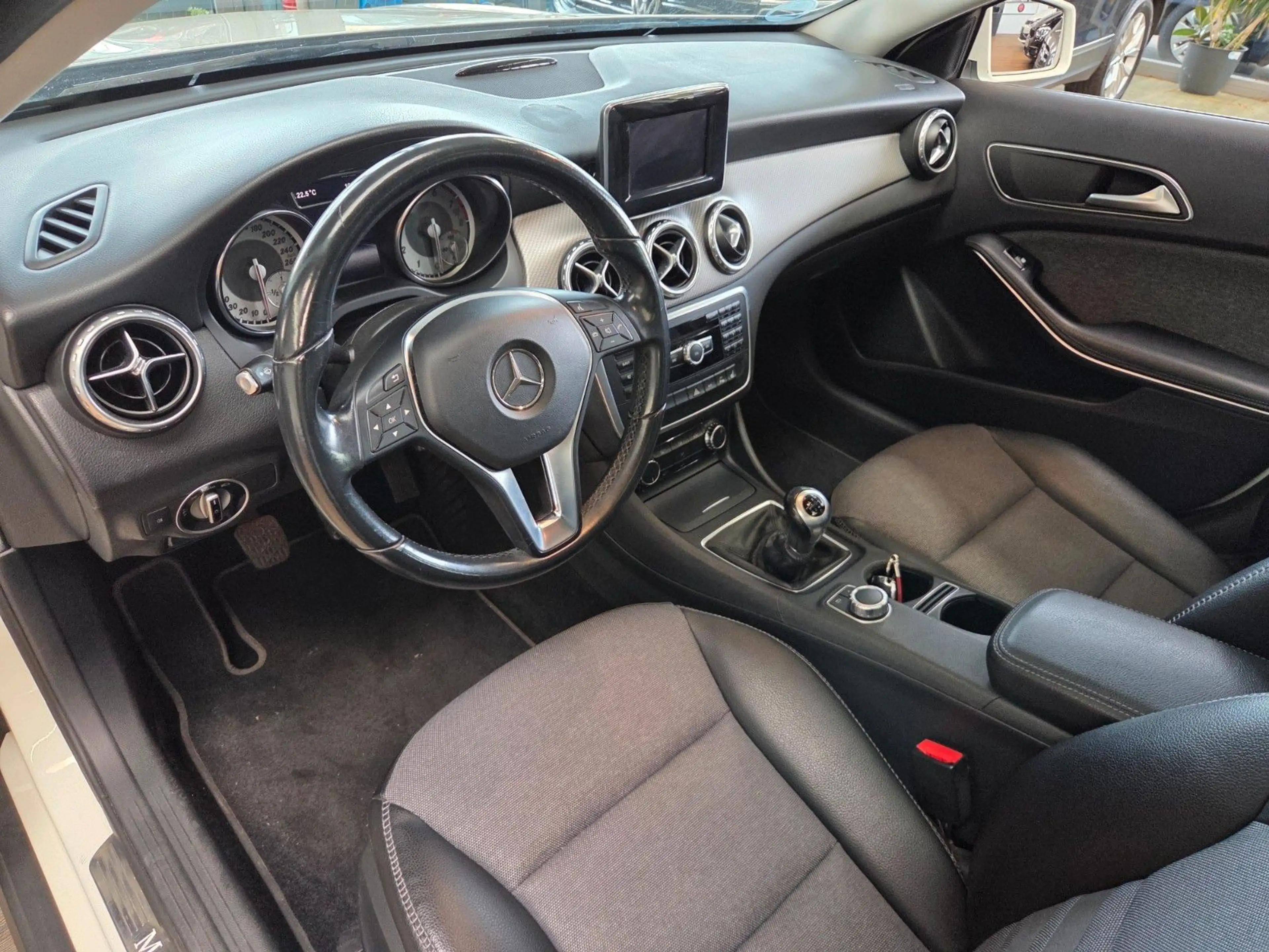 Mercedes-Benz GLA 200 GLA GLA 200 — photo 10