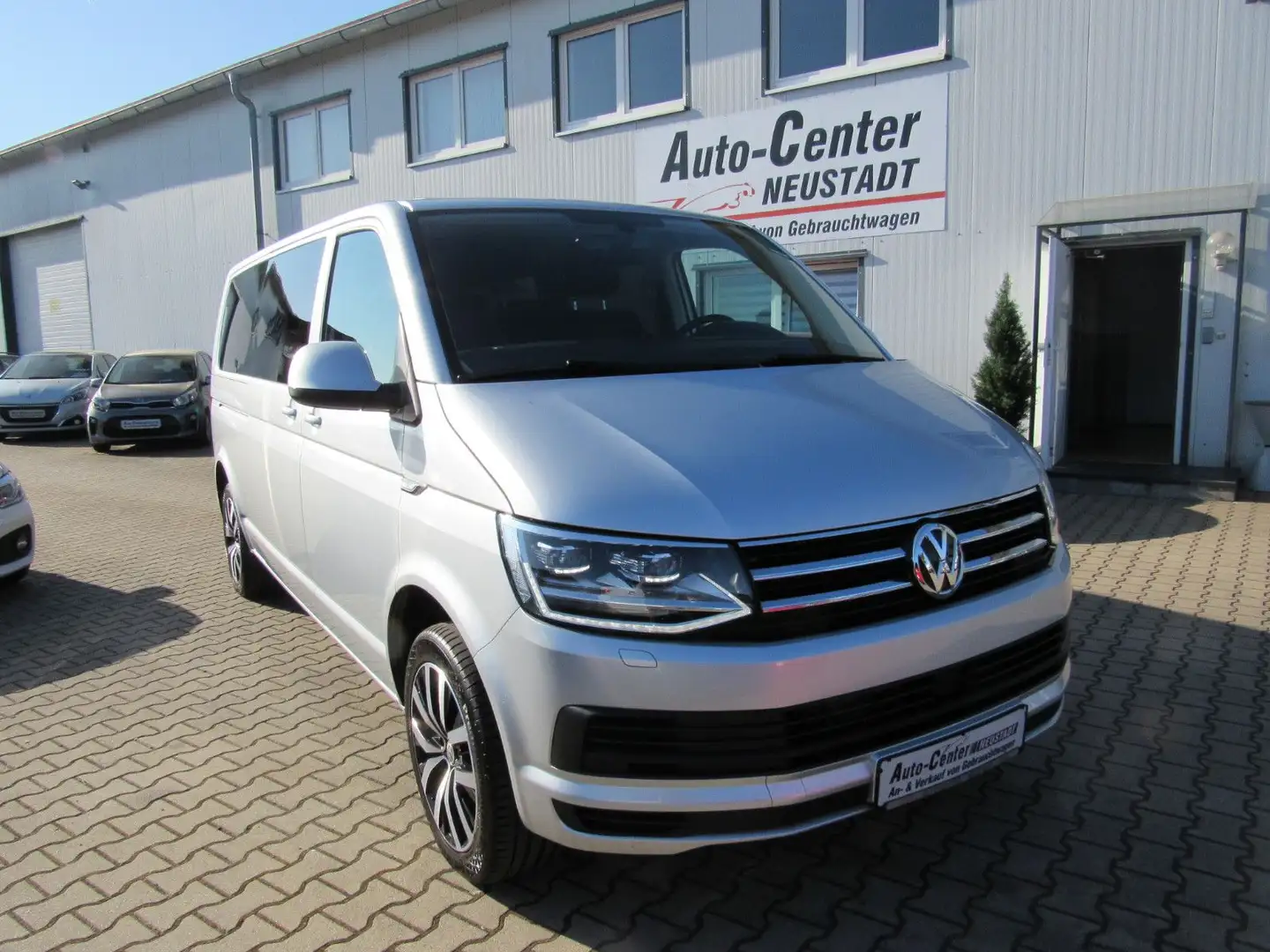 Volkswagen T6 Caravelle T6 Bus Caravelle Comfortline lang, 9 SIT., AHK,. Argent - 2