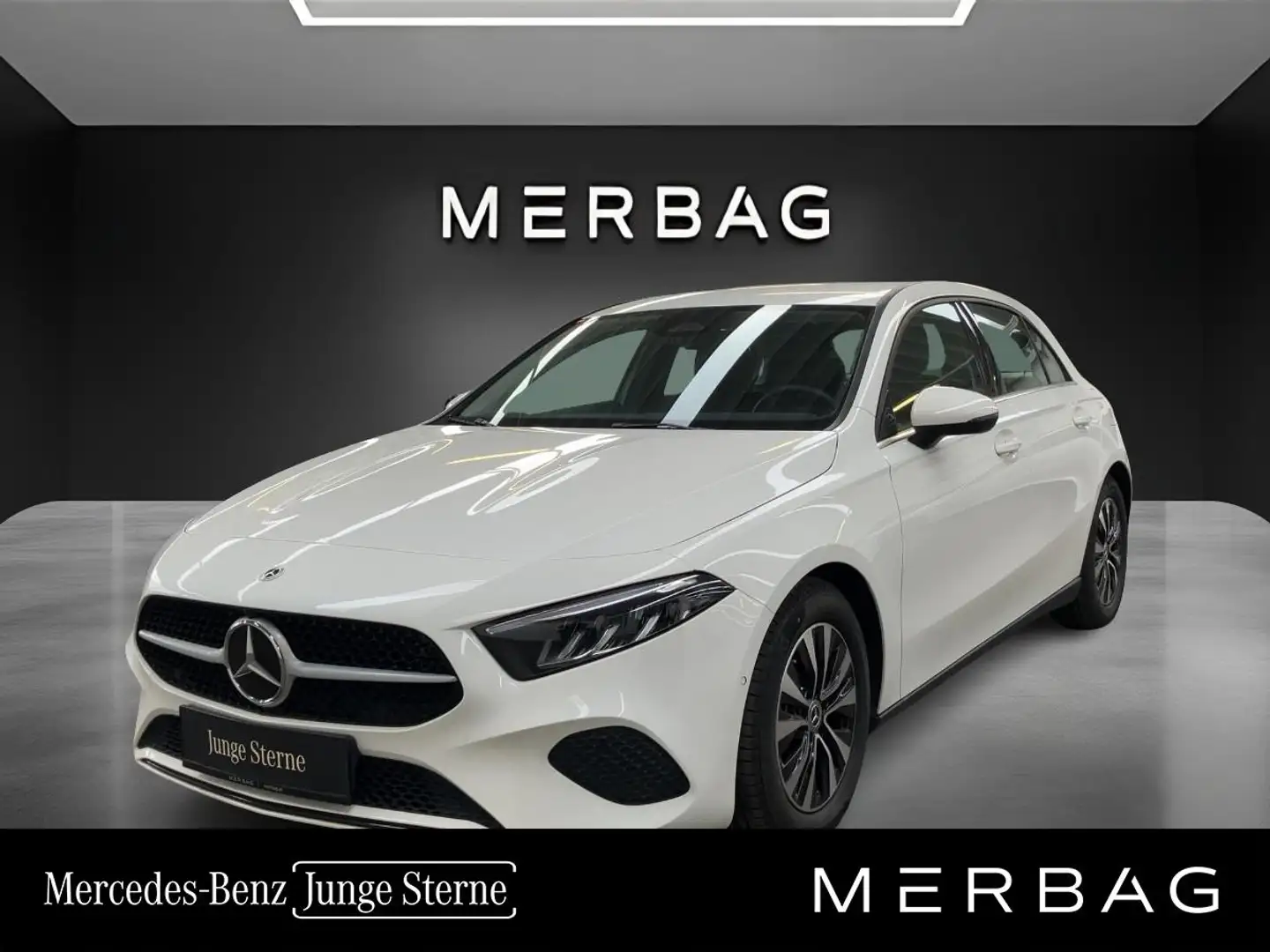 Mercedes-Benz A 180 d Kompaktlimousine Advanced Paket Facelift White - 1