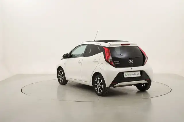 Toyota Aygo view 3