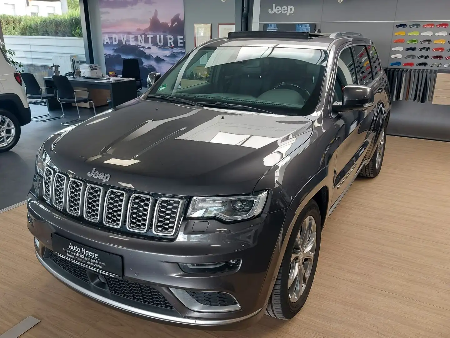 Jeep Grand Cherokee 3.0  V6 250PS Summit Gris - 1