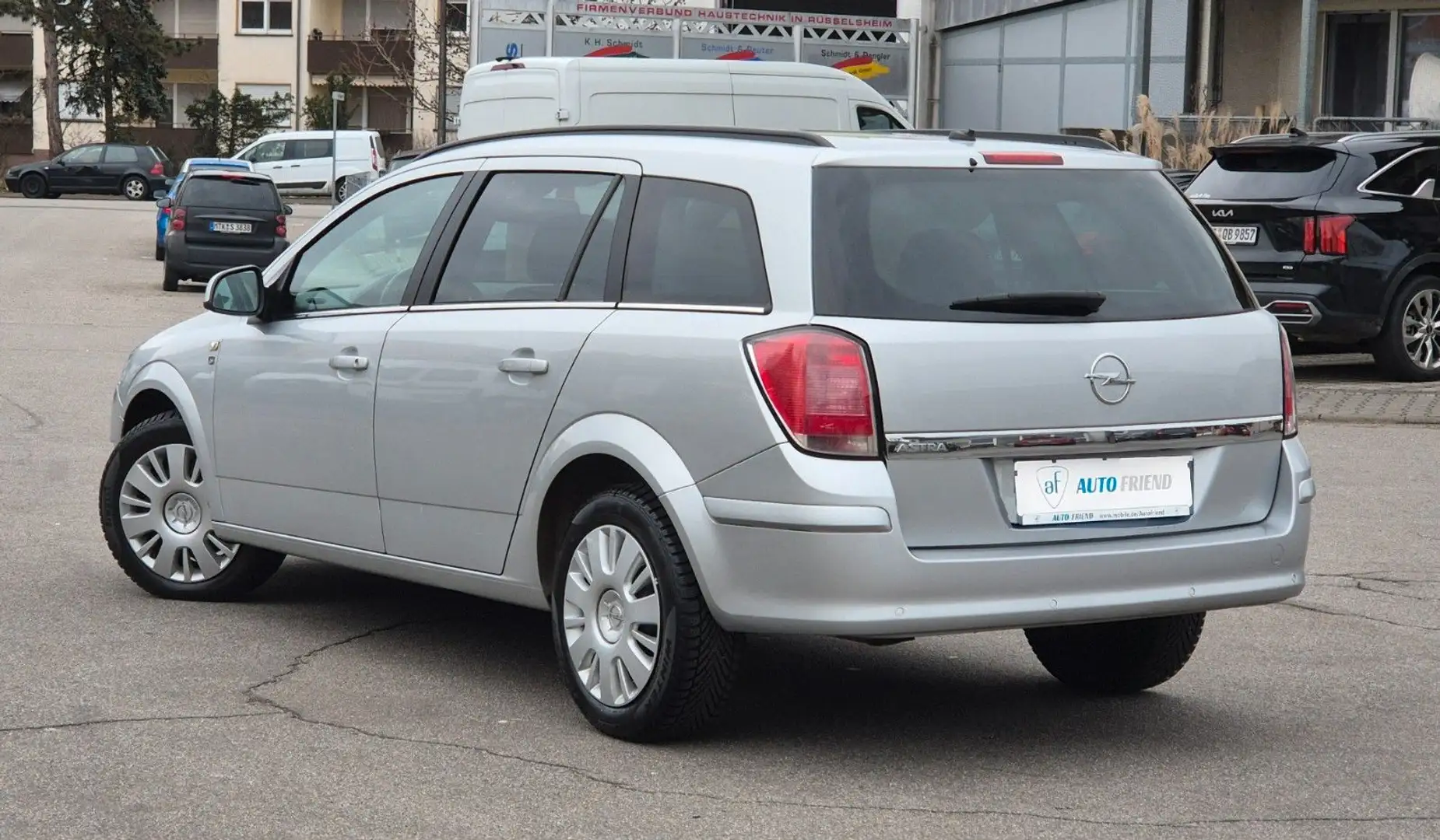 Opel Astra H 1.9 CDTI Automatik *1.HAND* 98.000 Km Zilver - 2