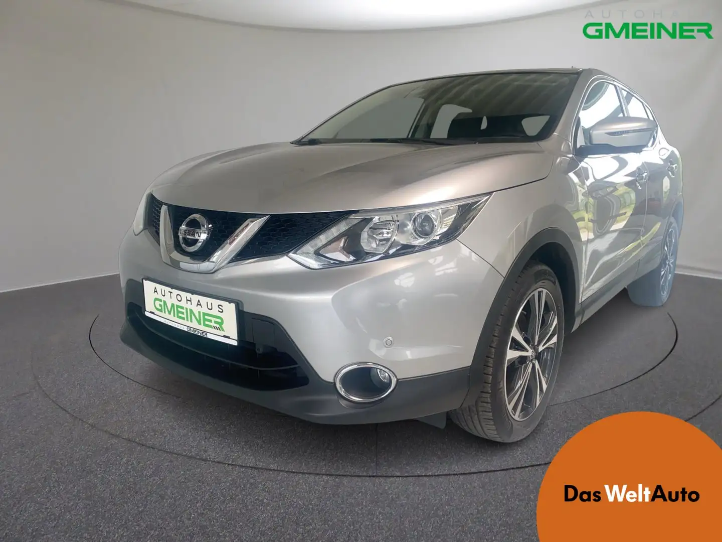 Nissan Qashqai 1,6 dCi N-Connecta ALL-MODE 4x4i Silber - 1